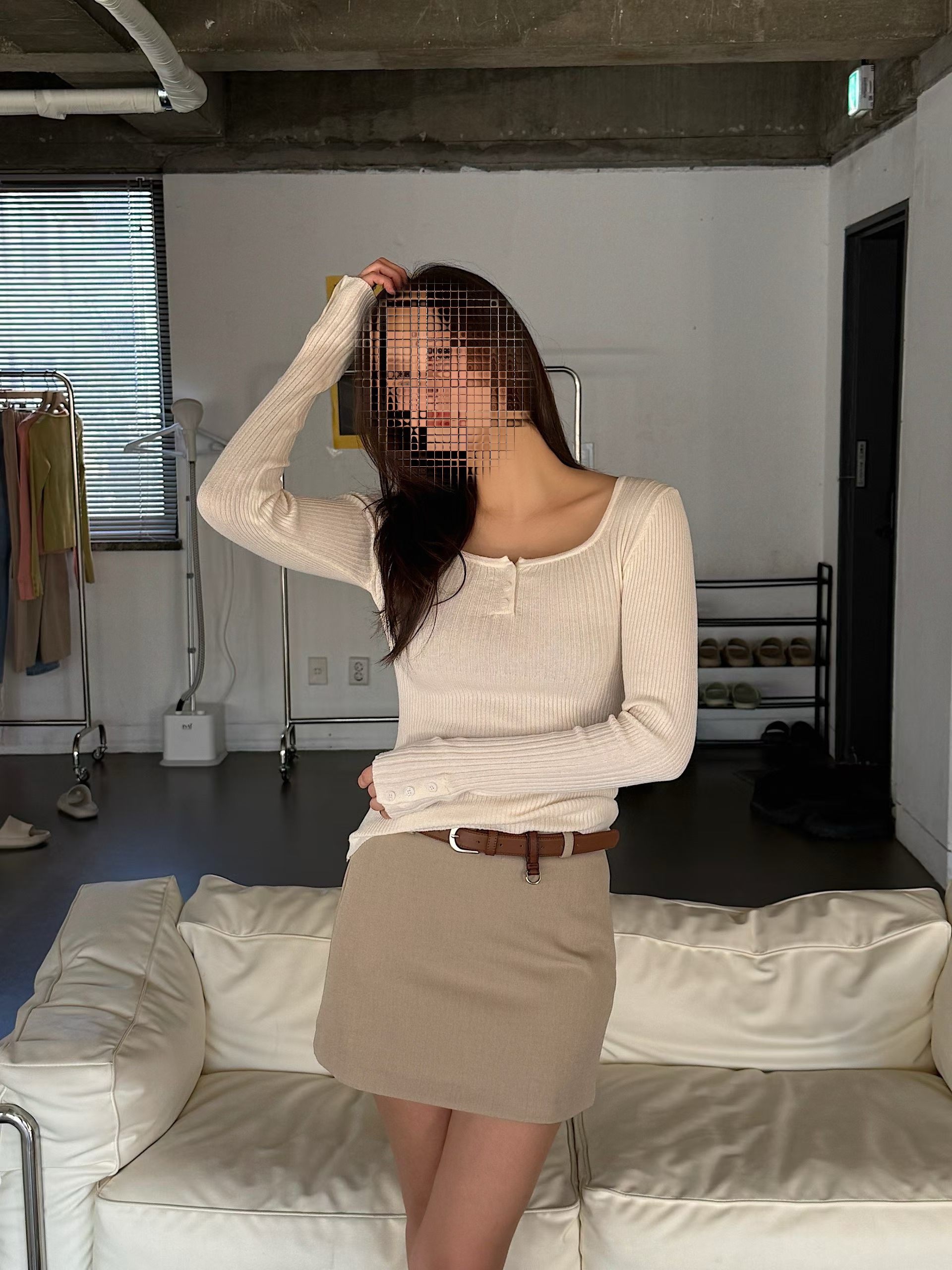 Elegant U neck knit top