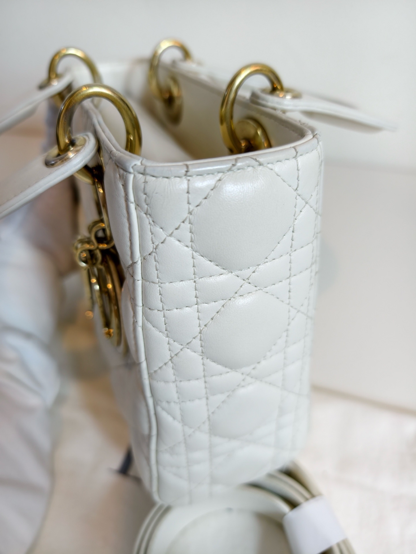 【預訂貨品】Dior Lady Dior 白色四格戴妃包