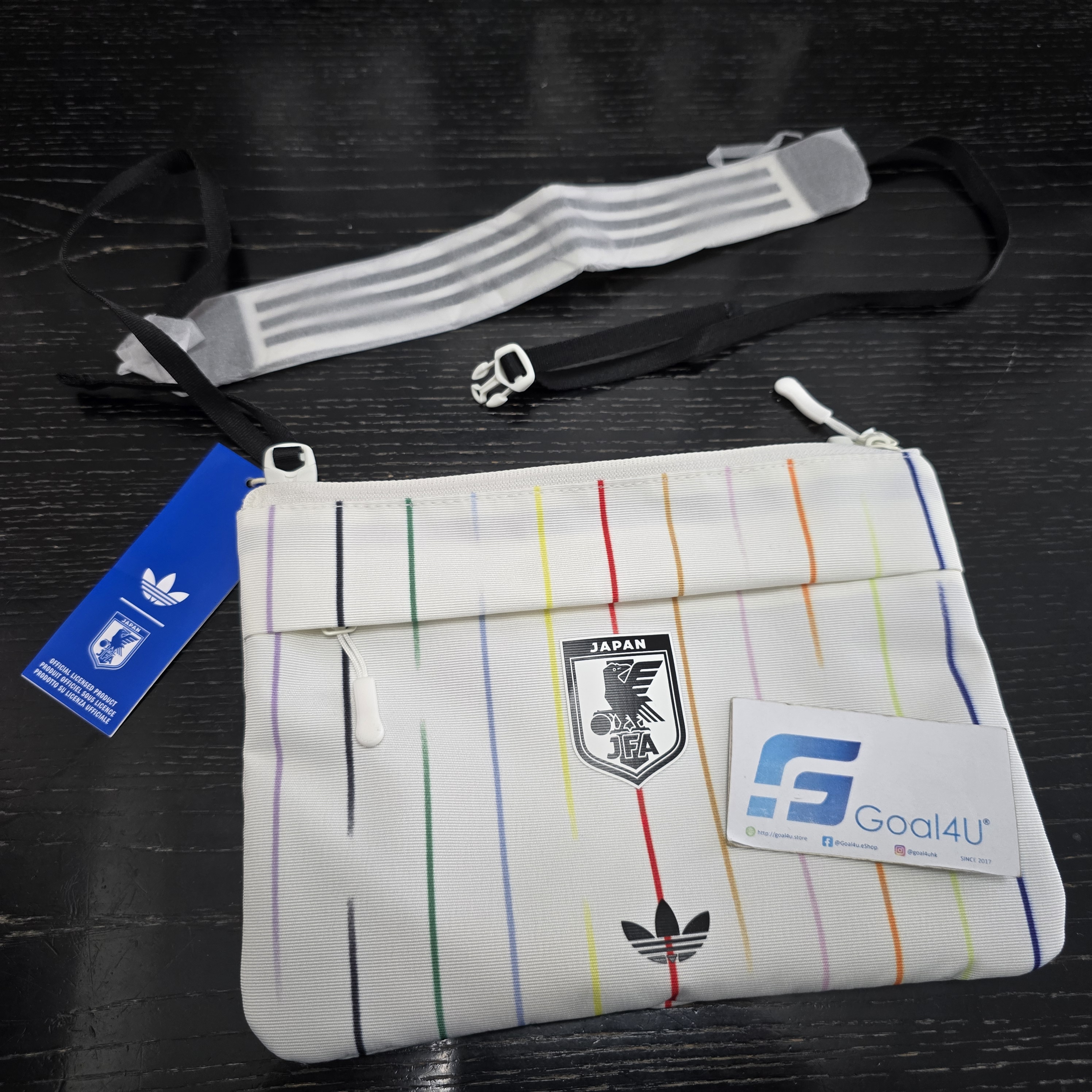 🇯🇵 日本隊作客配色帥氣登場 Adidas Japan 日本國家隊作客款Sacoche隨身小包 KC0753