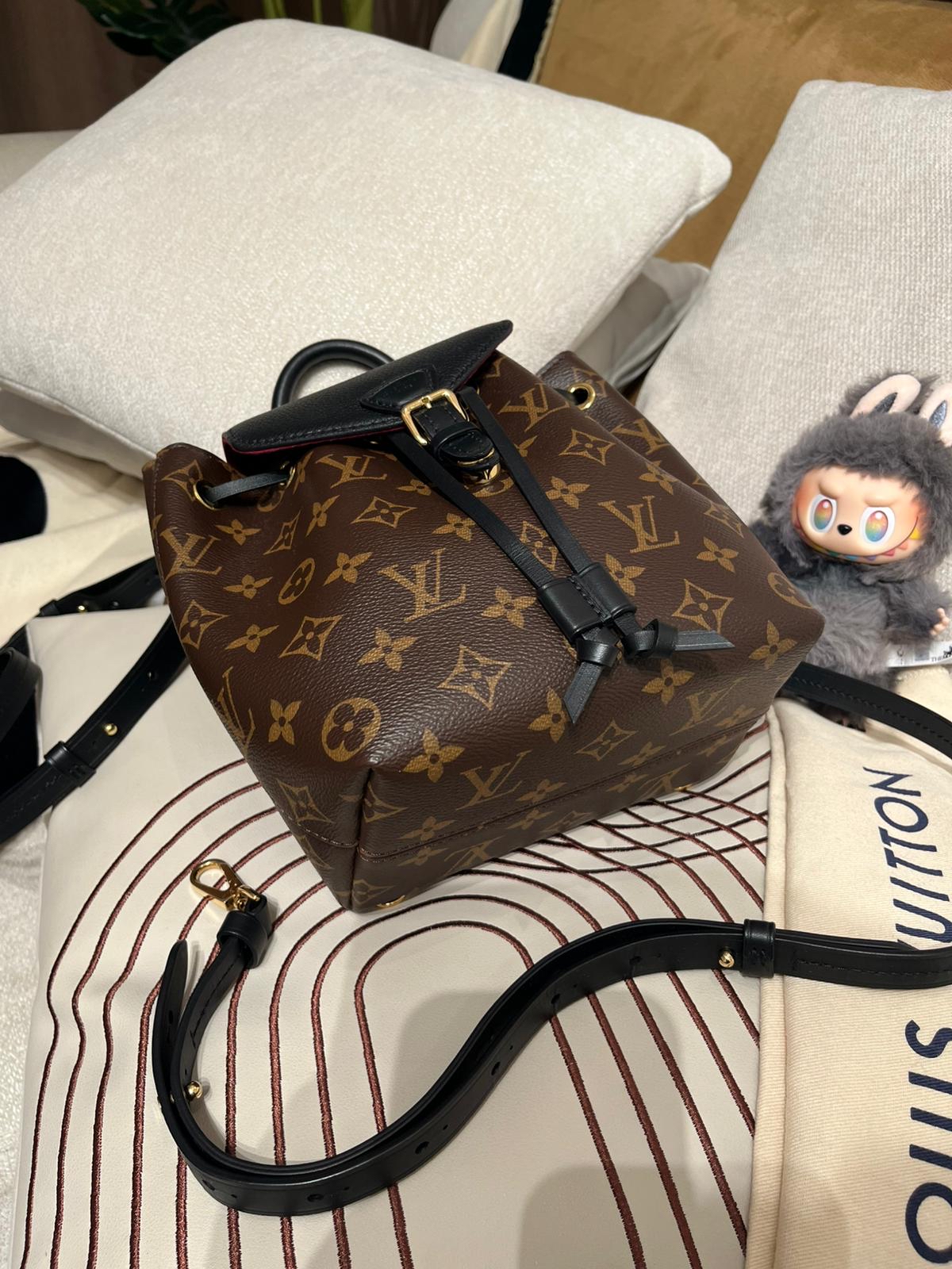  Lv montsouris bb backpack NFC 100%Authentic ,99%new ✅收據✅Dust bag✅box  