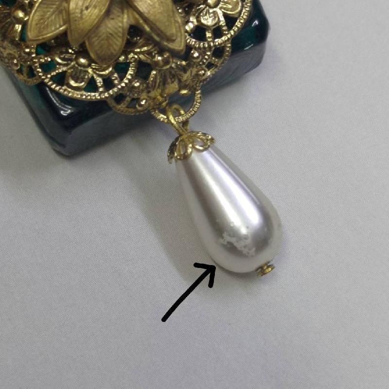 Vintage 3D Embossed Floral Emerald Green Glass Pearl Dangle Purse Perfume Bottle Necklace - Recomposed New Old Stock(MZ001-13)