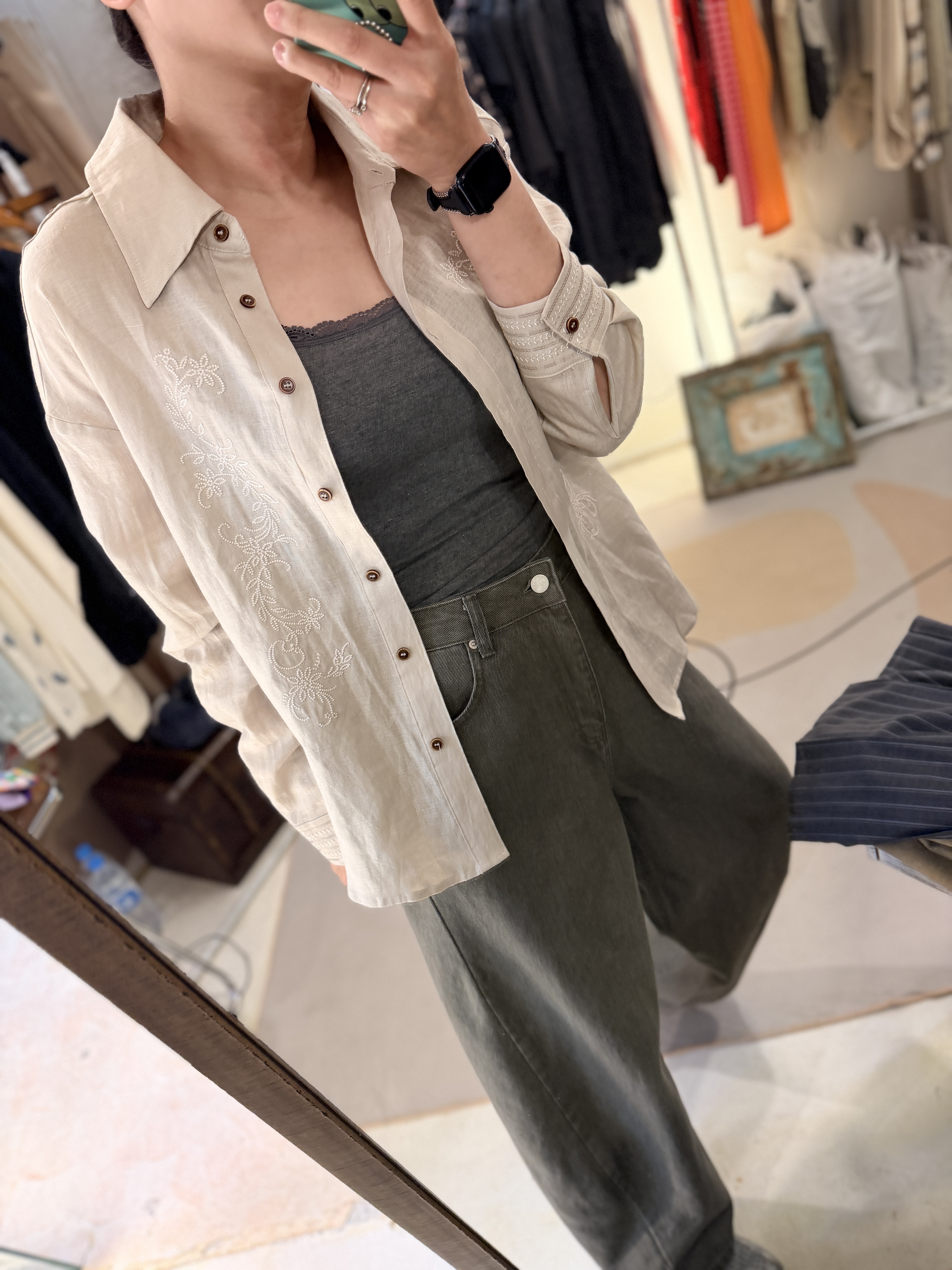 Linen embroidered shirt
