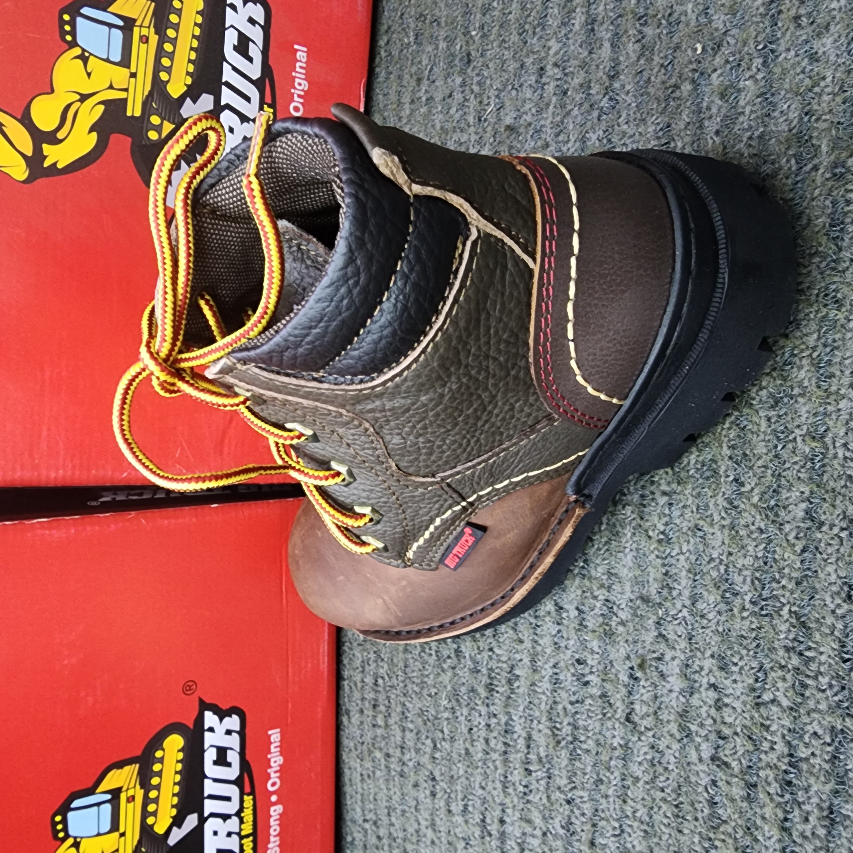 Big Truck 8026 Men Safety Shoes Mid Cut with Shoelace Lace up Brown SIRIM DOSH