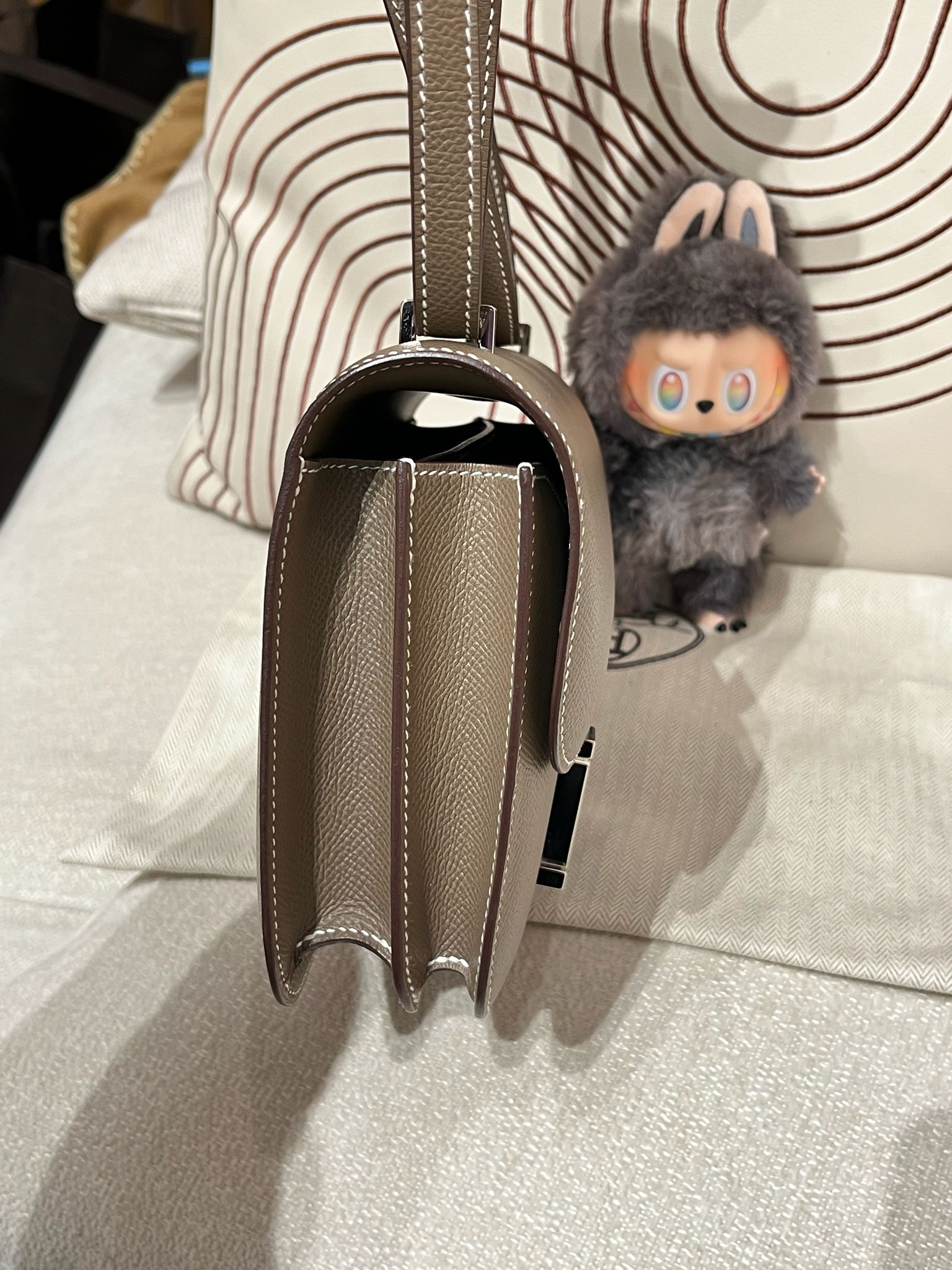 Hermes Constance 19 Mini Stamp Y 100%Authentic, 98%New ✅Dust bag ✅Box