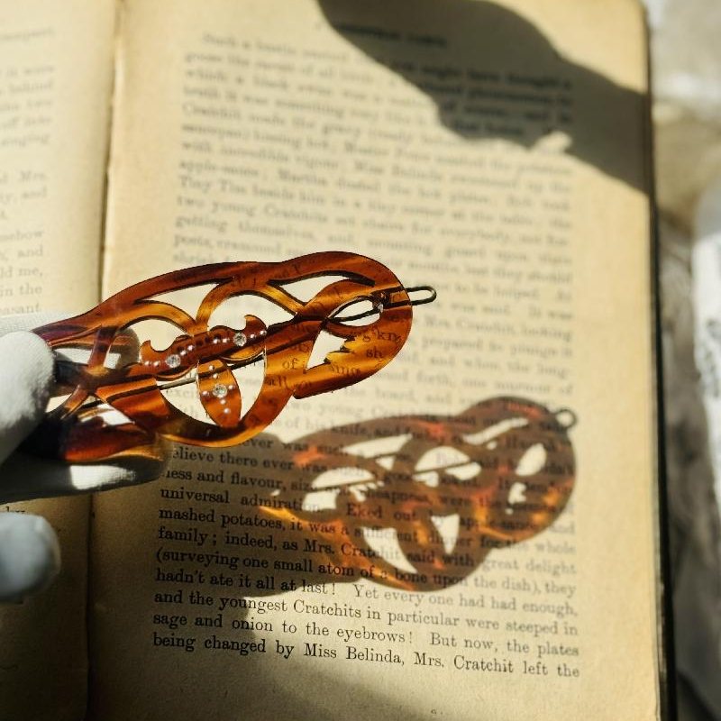 C.a.1950s–1960s Tortoiseshell-Style Celluloid Hair Barrette with Rhinestone Accents(NZ079)