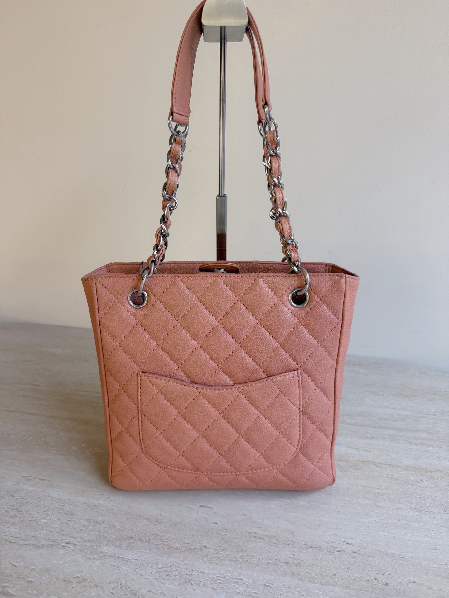 【預訂貨品】Chanel 粉色荔枝紋牛皮tote bag