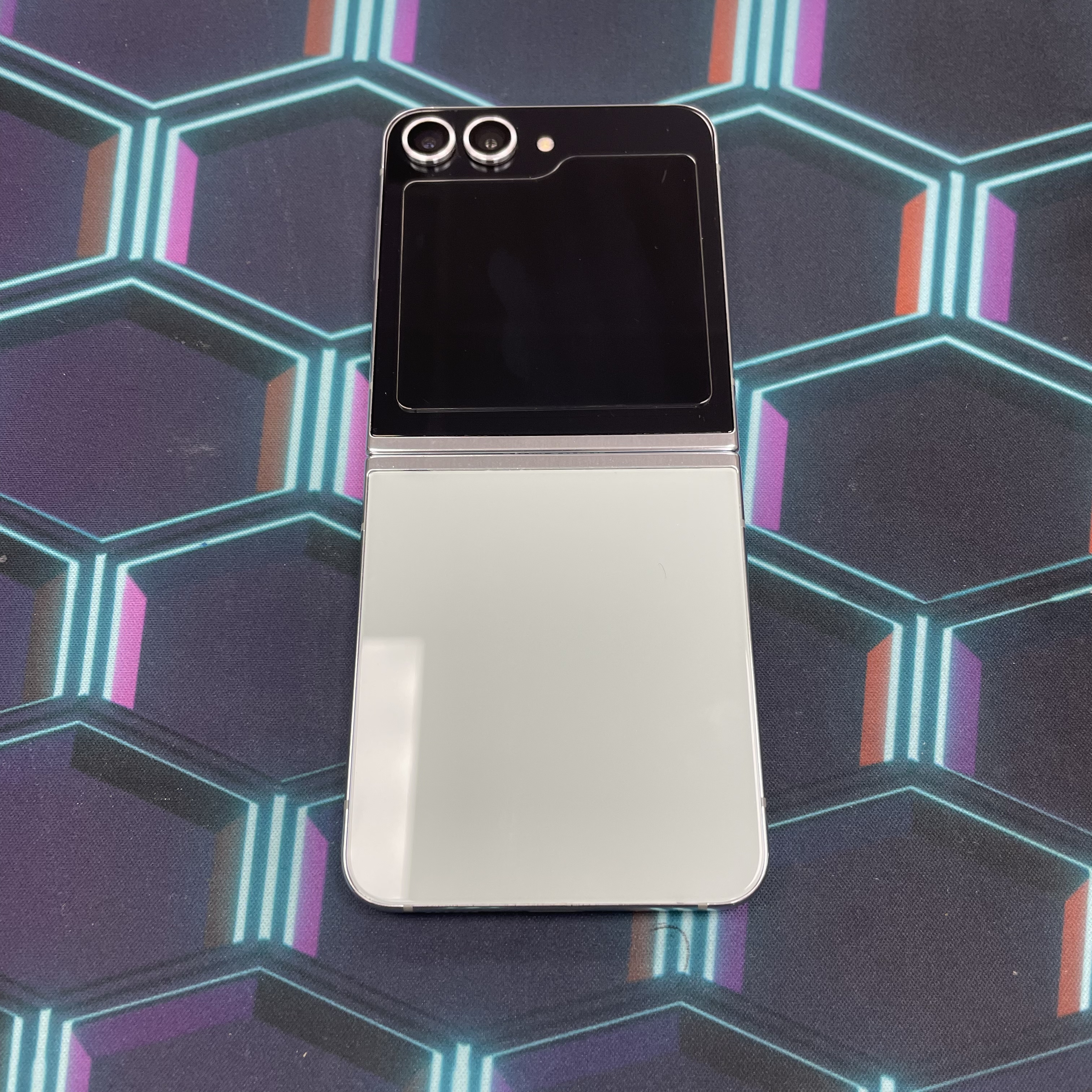 *6397 Galaxy Z Filp 5 勁靚機 8+512GB 綠色 green