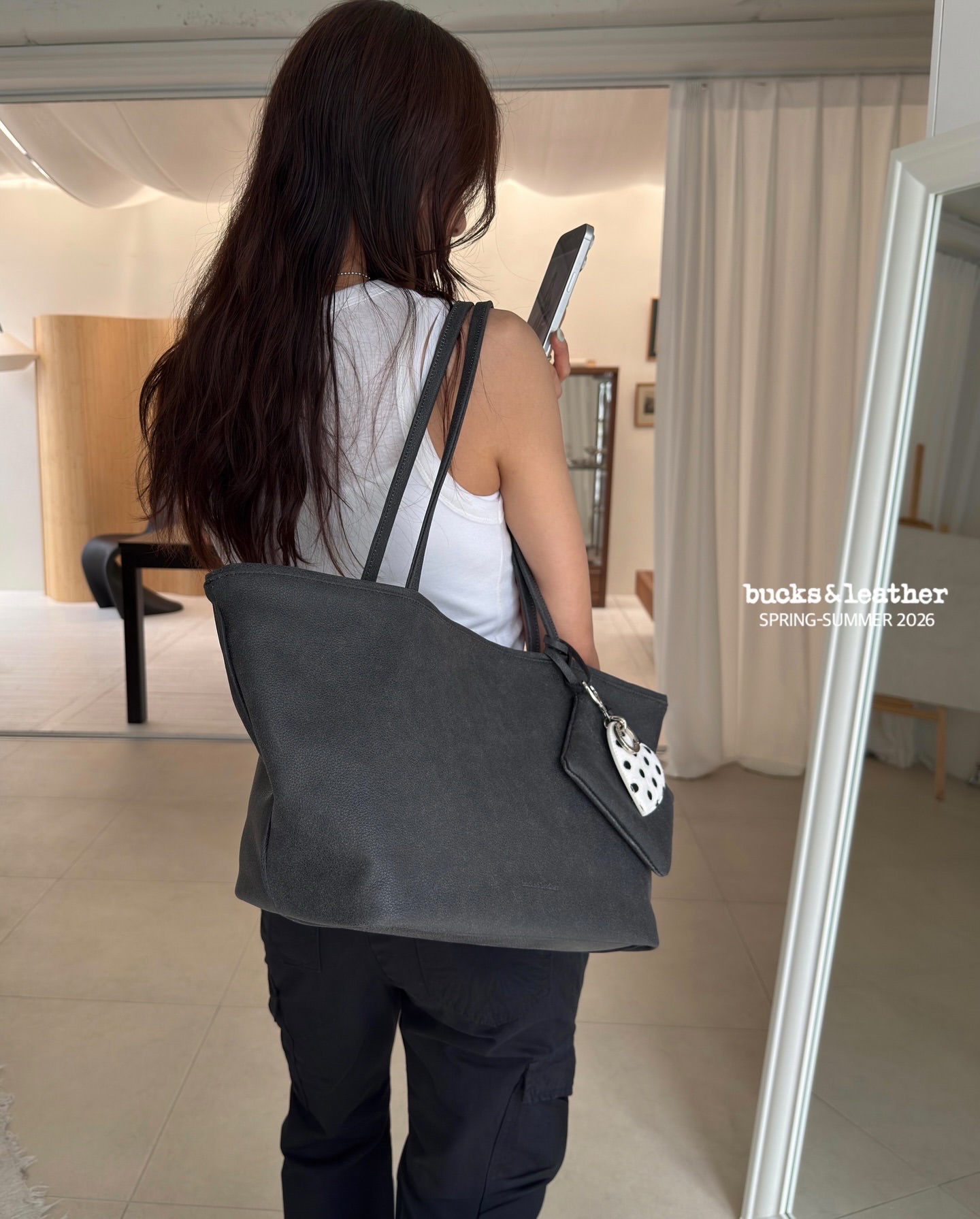 【26SS 】預訂_Middle Shopper by Bucks & Leather