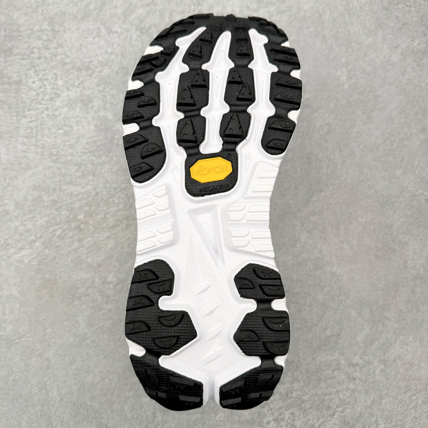 Hoka One One Mafate X