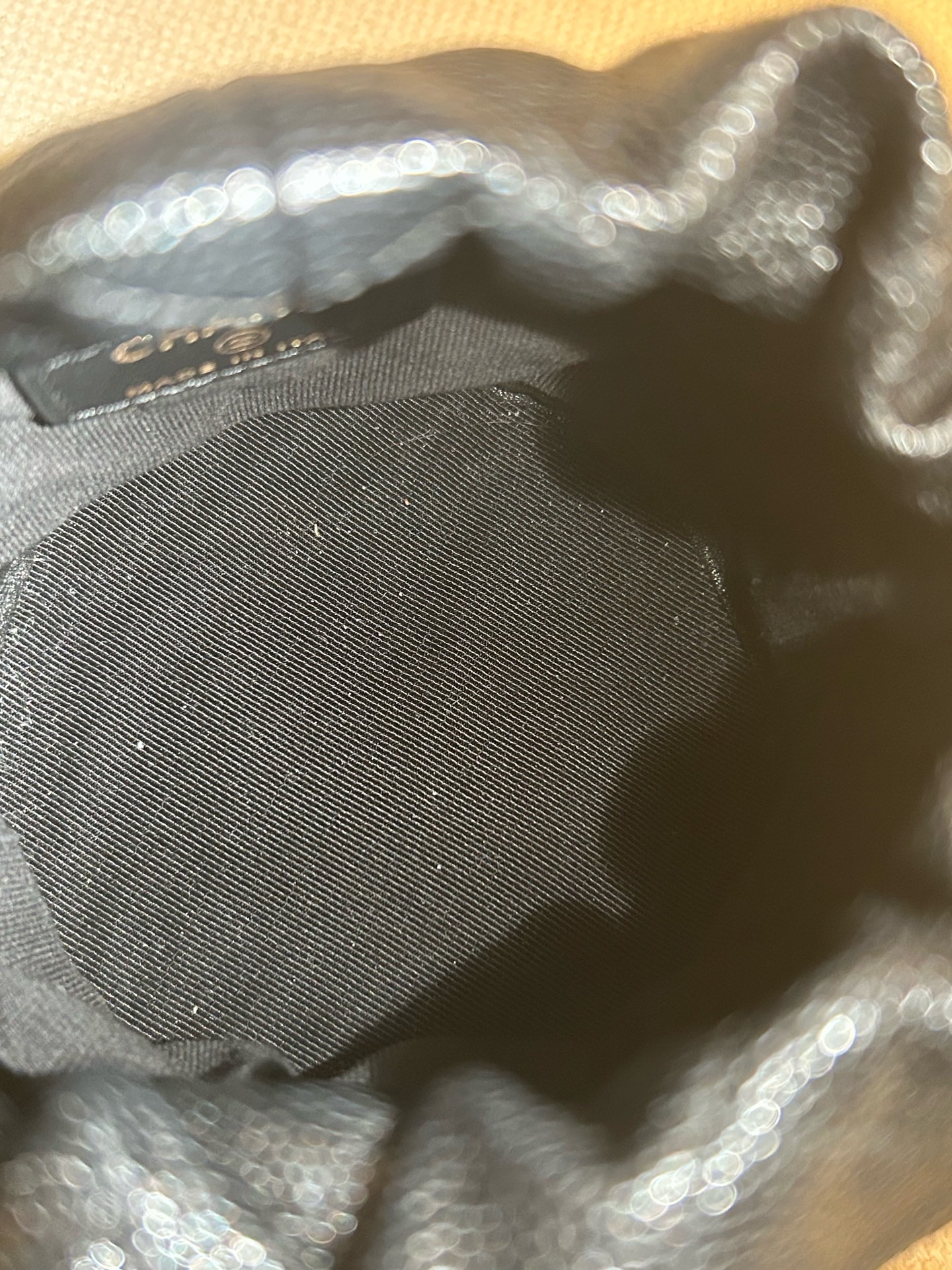 【預訂貨品】芯片款👜 Chanel 22k黑金金球mini水桶包