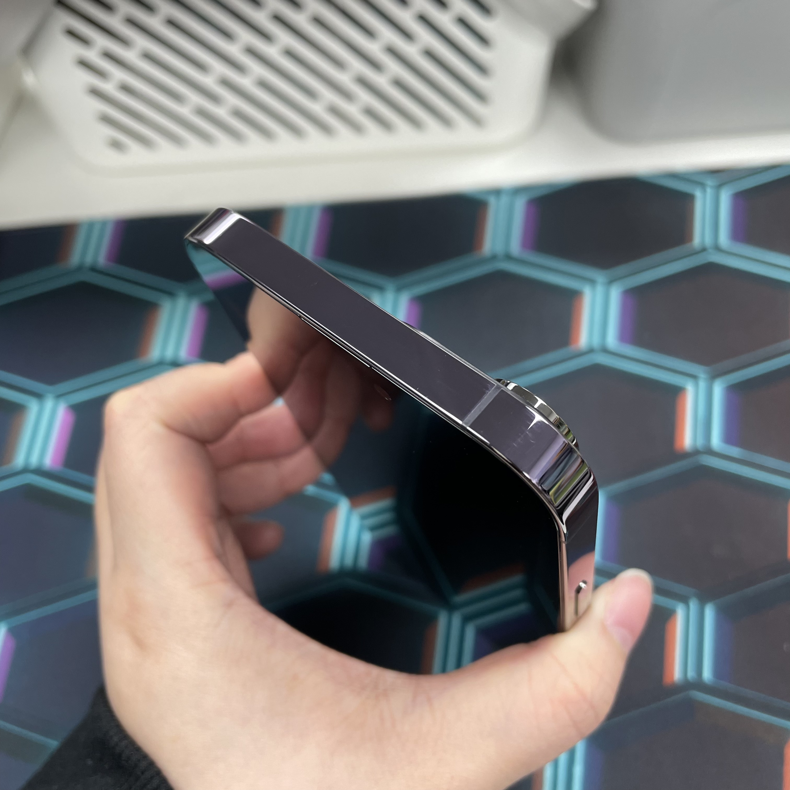 *5751 14 Promax 勁靚機 512GB 電77 紫色 purple