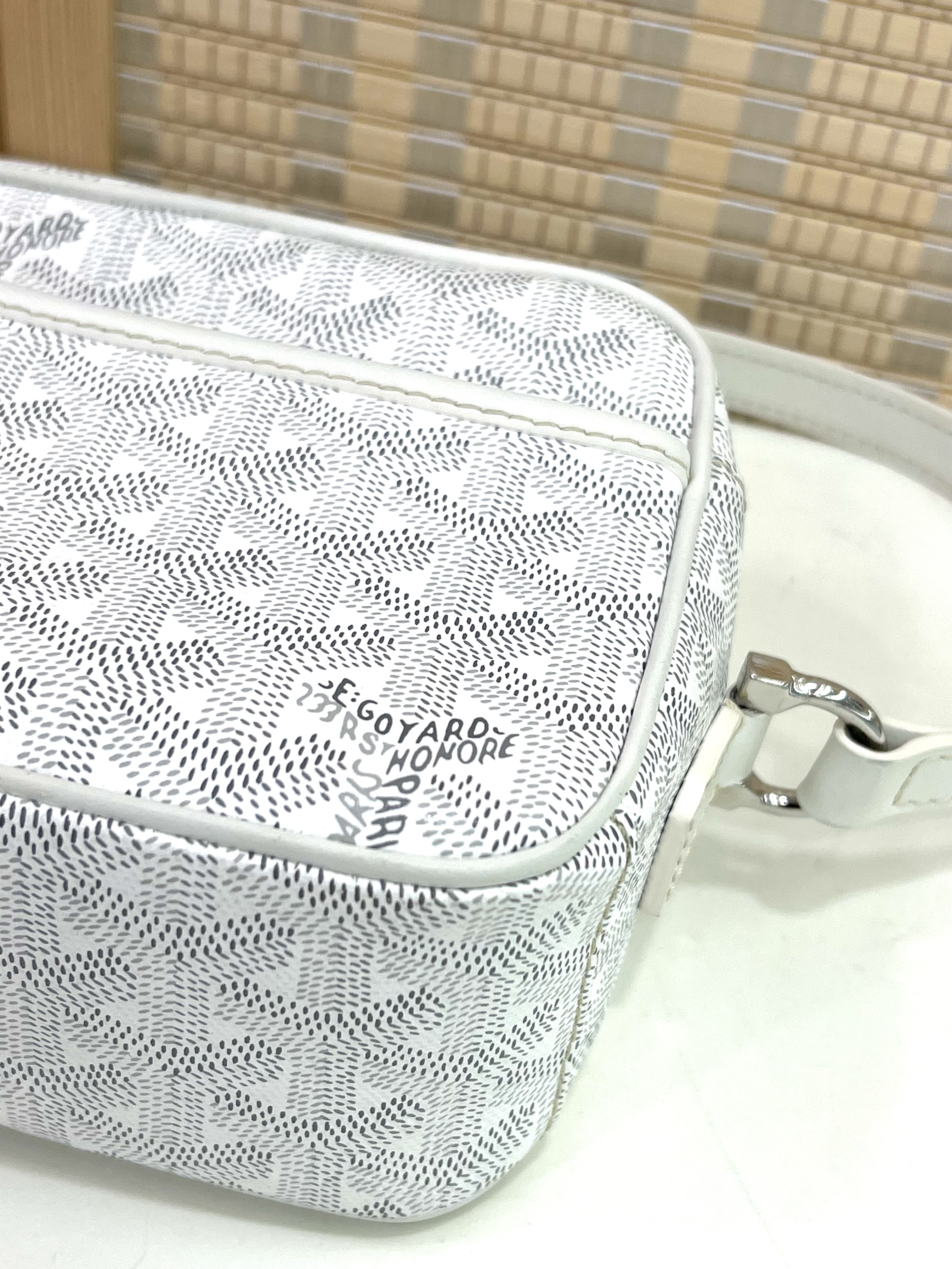 直播貨品 |  [1個-$100 2個-$300］GG64