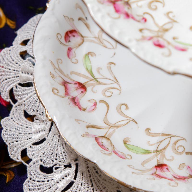 Vintage Pre-1960s Chapmans Made In England Hand-painted Floral Three Tiered Afternoon Tea Stand (EA1615)