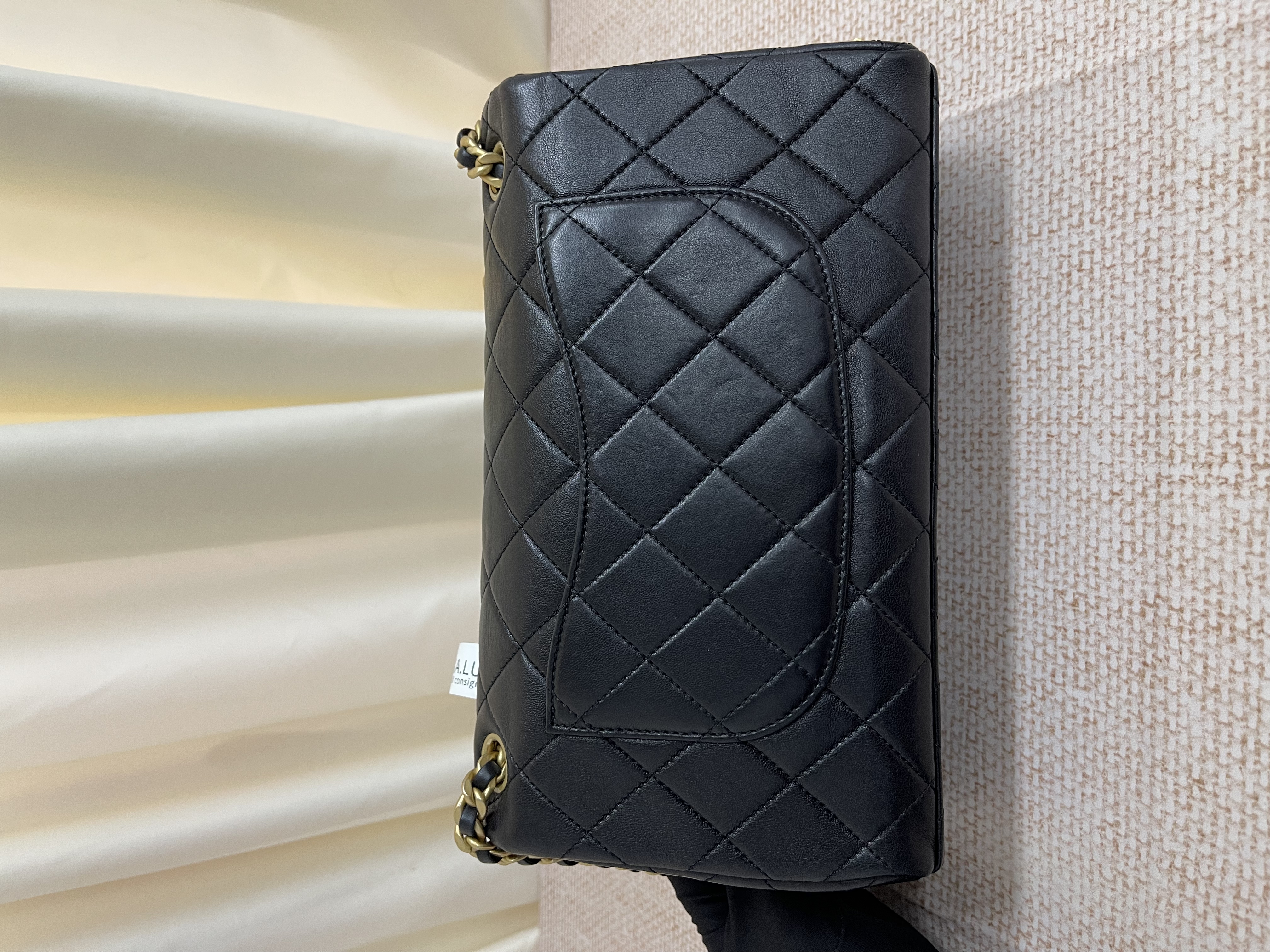 Pre-Owned CHANEL 23P Logo Letters Flap Bag / Product Code: 26022201