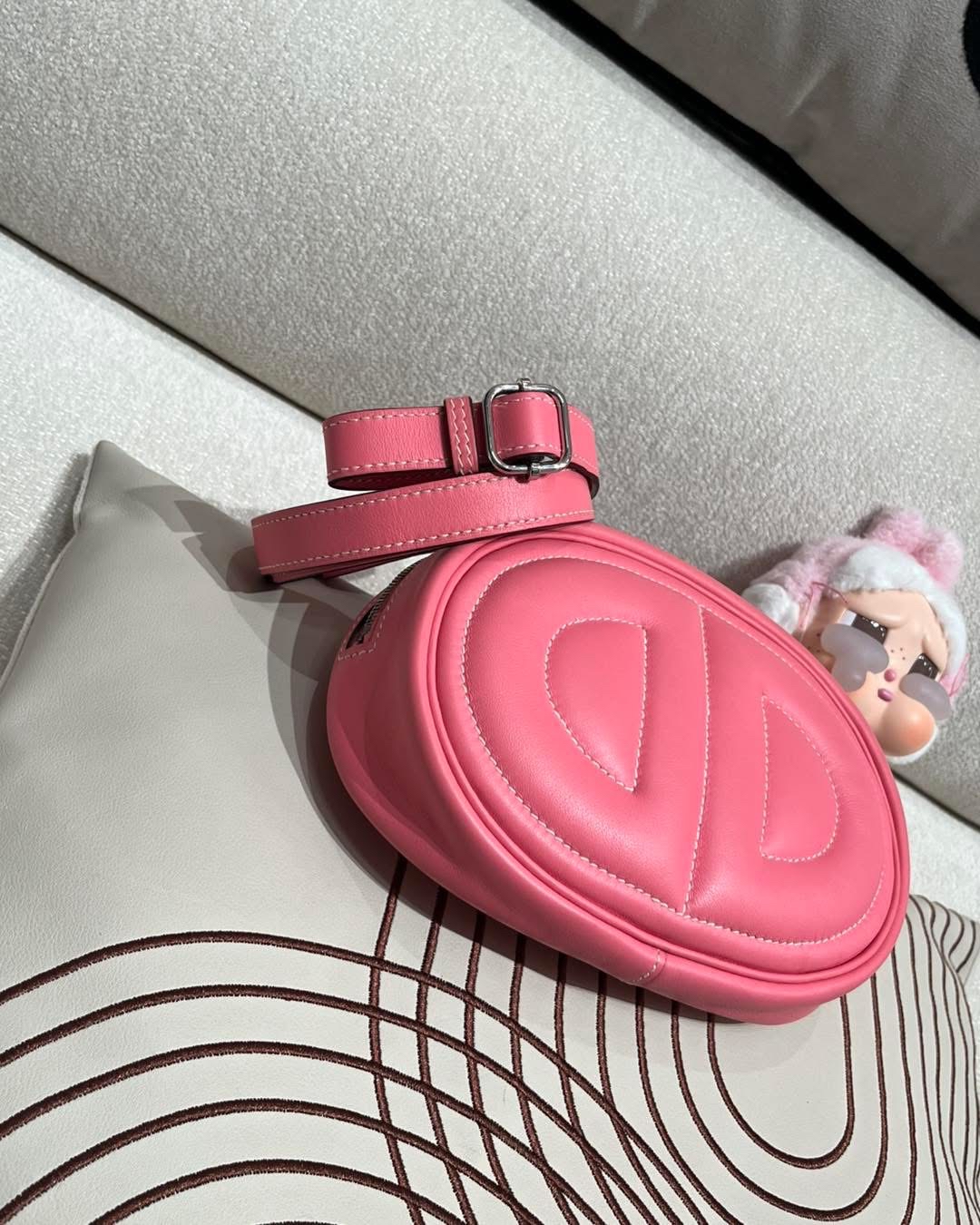 Hermes in the loop belt bag STAMP Y ,100%Authentic,98%new✅dust bag