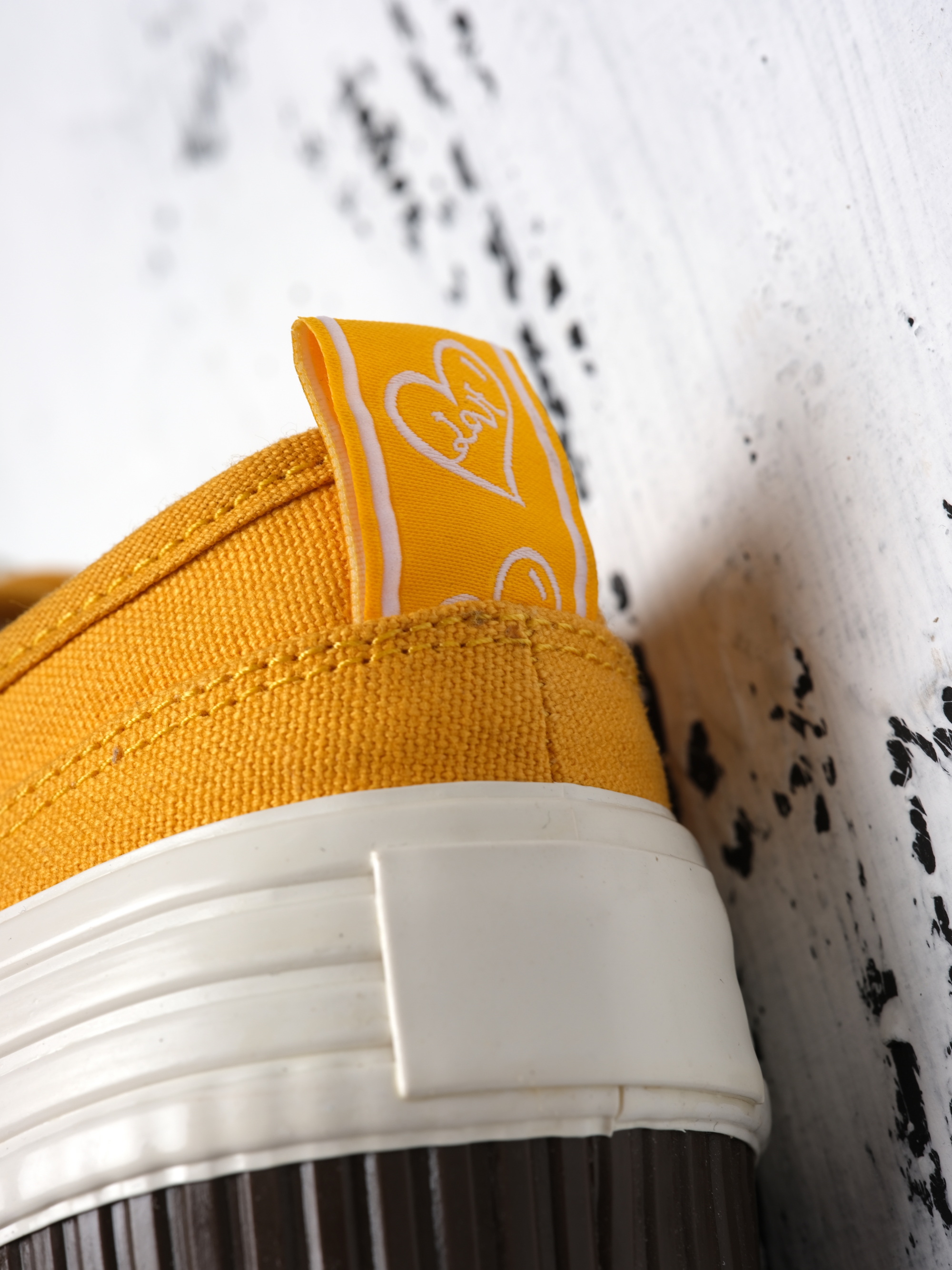 FIRST LOVE Lo (Yellow) 