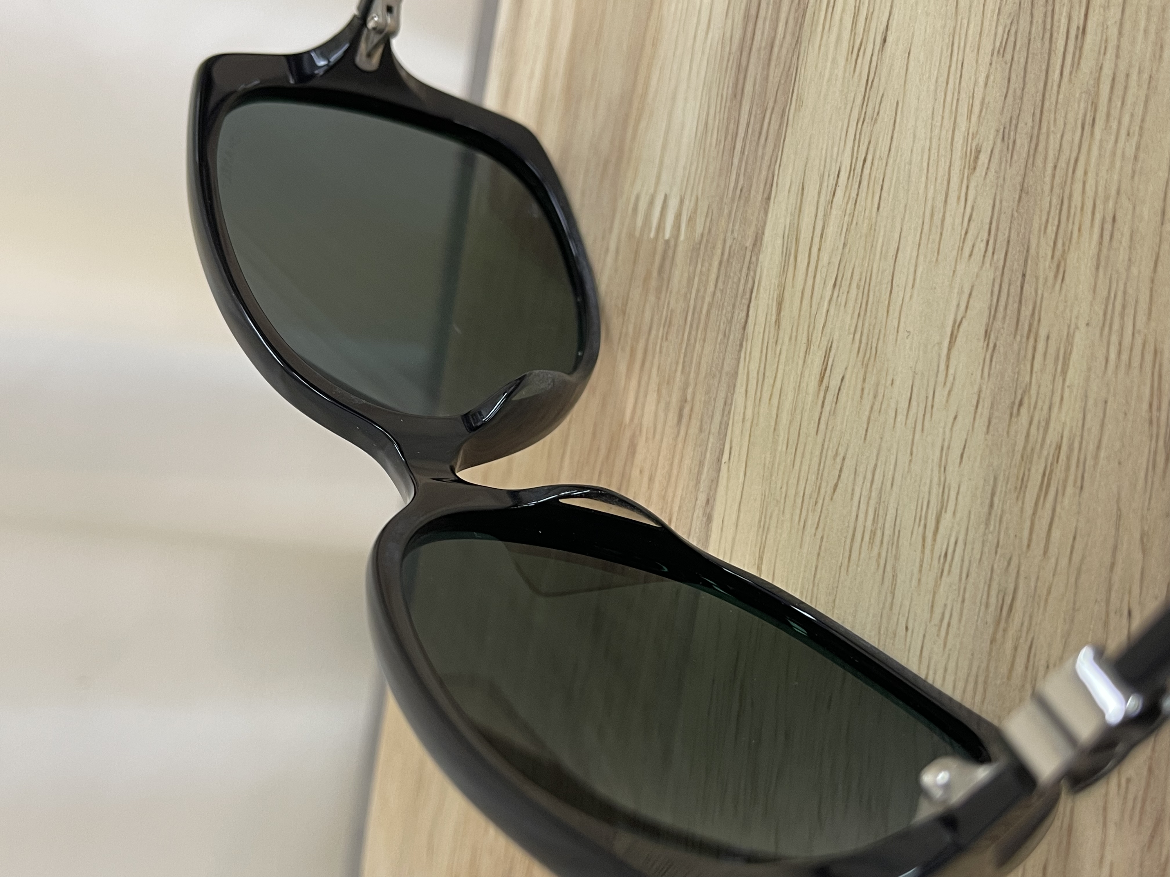 Pre-owned Chanel sunglasses / Product Code: 26012601