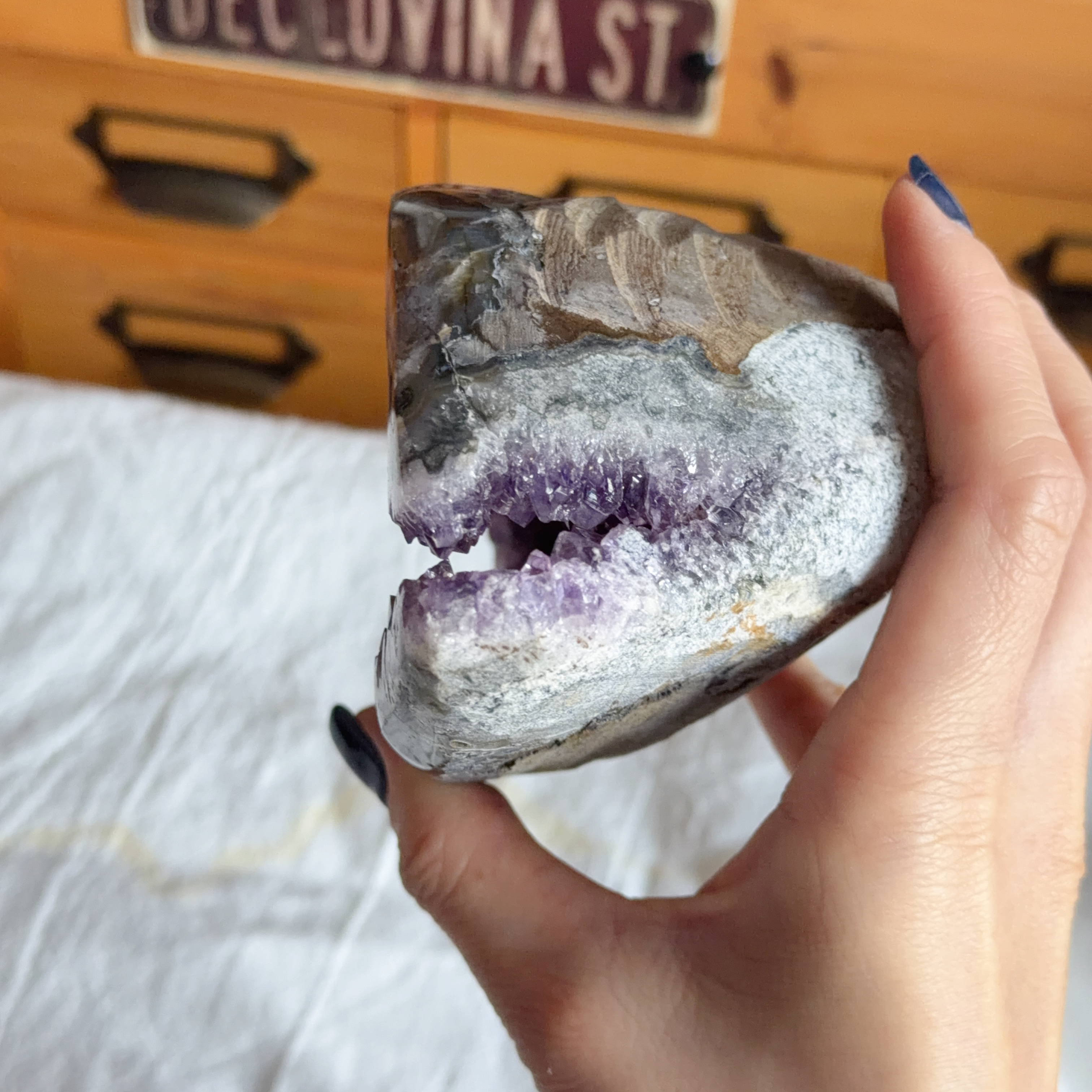 原皮紫晶錢袋子（包底座）