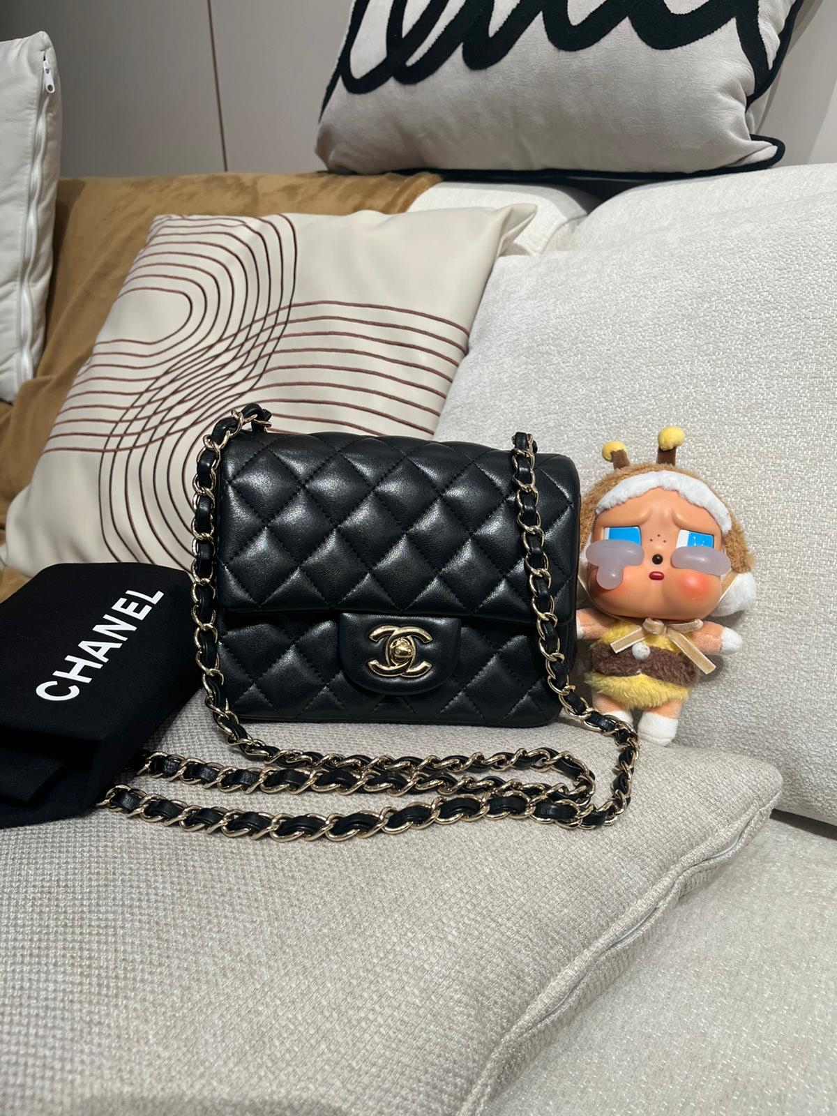 Chanel Mini Classic Flap 方胖子 17cm 黑色羊皮金鏈 100%Authenic, 95%New ✅Card✅Dust bag✅Box