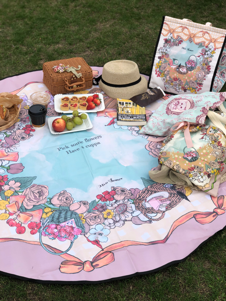 Miss Summer {Blue sky party} 野餐墊 + 保冷袋