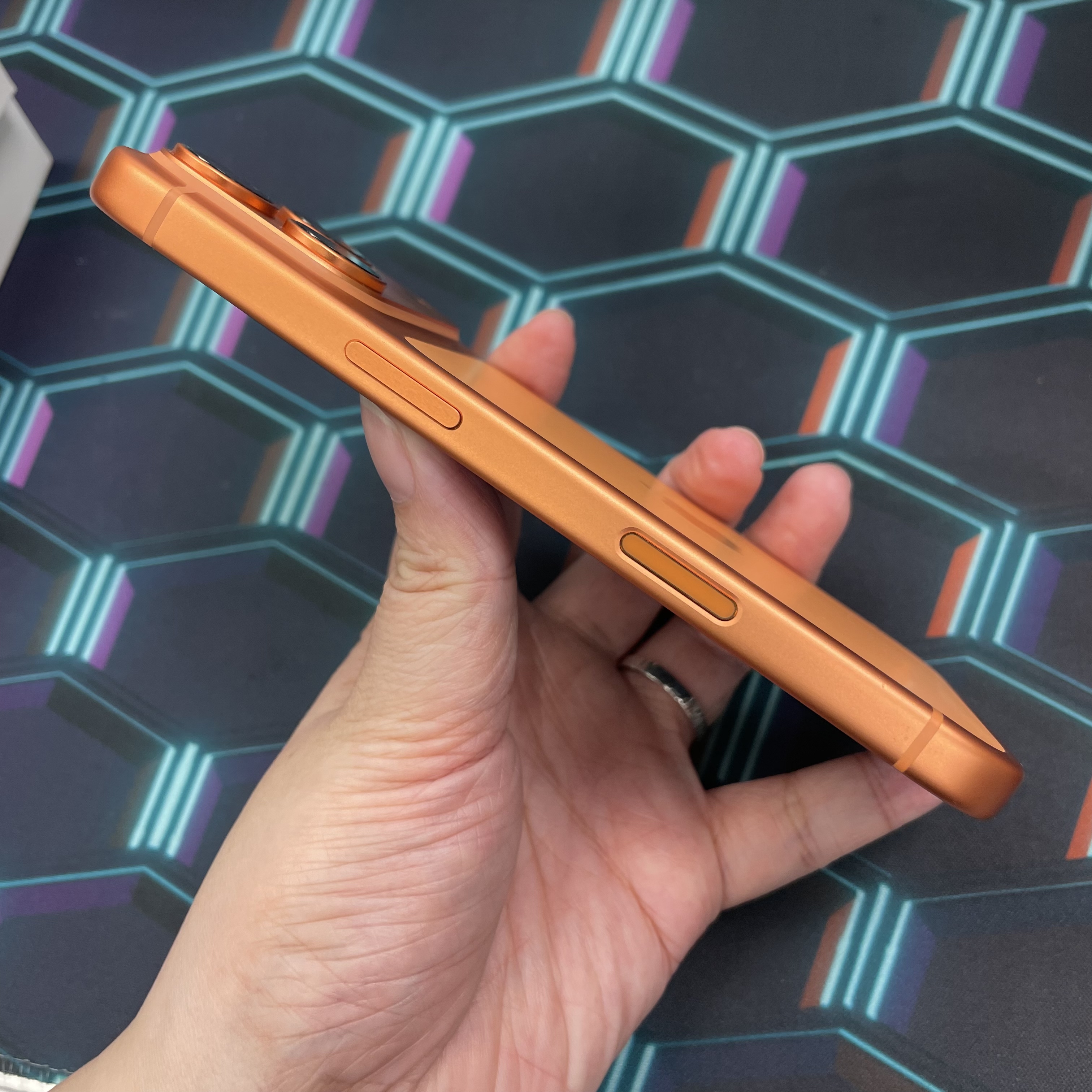 *6345 17 pro 完美機 256GB 電100 橙色 orange