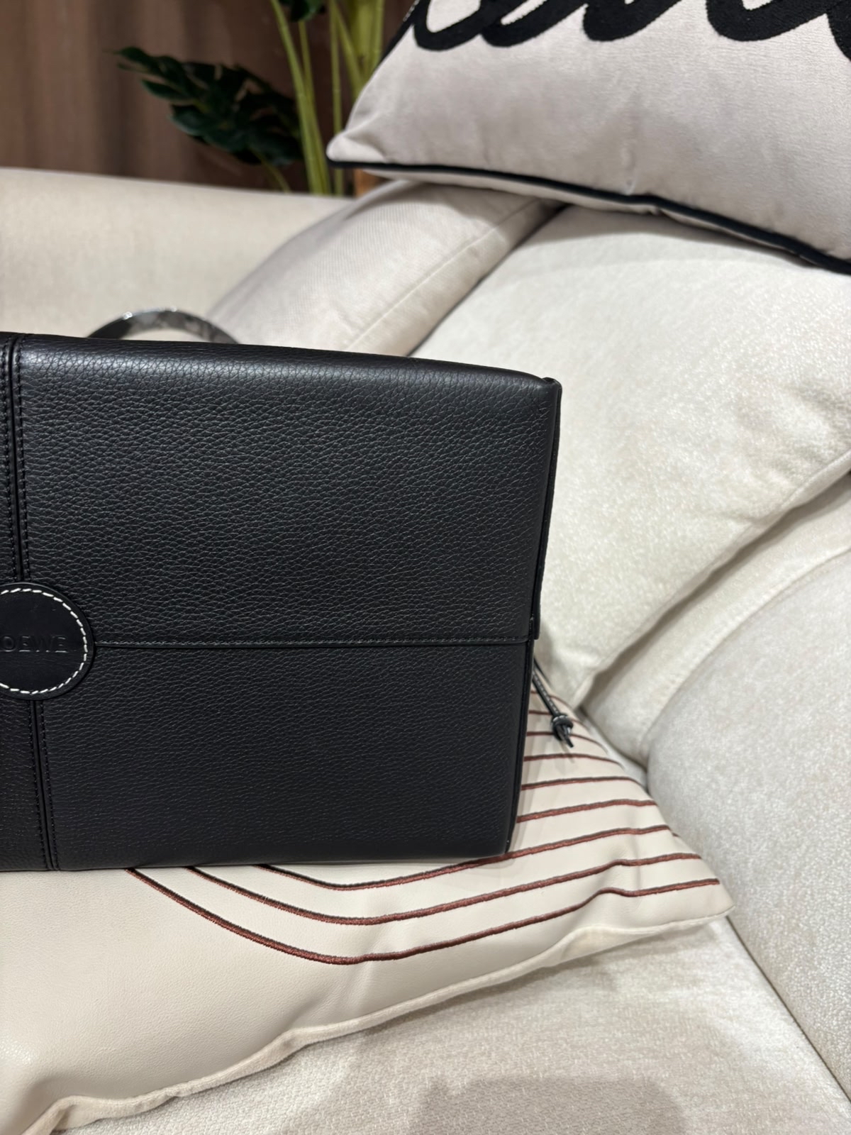 Loewe Cushion Tote Bag Black Calfskin 100%Authentic, 98%New ✅Dust bag