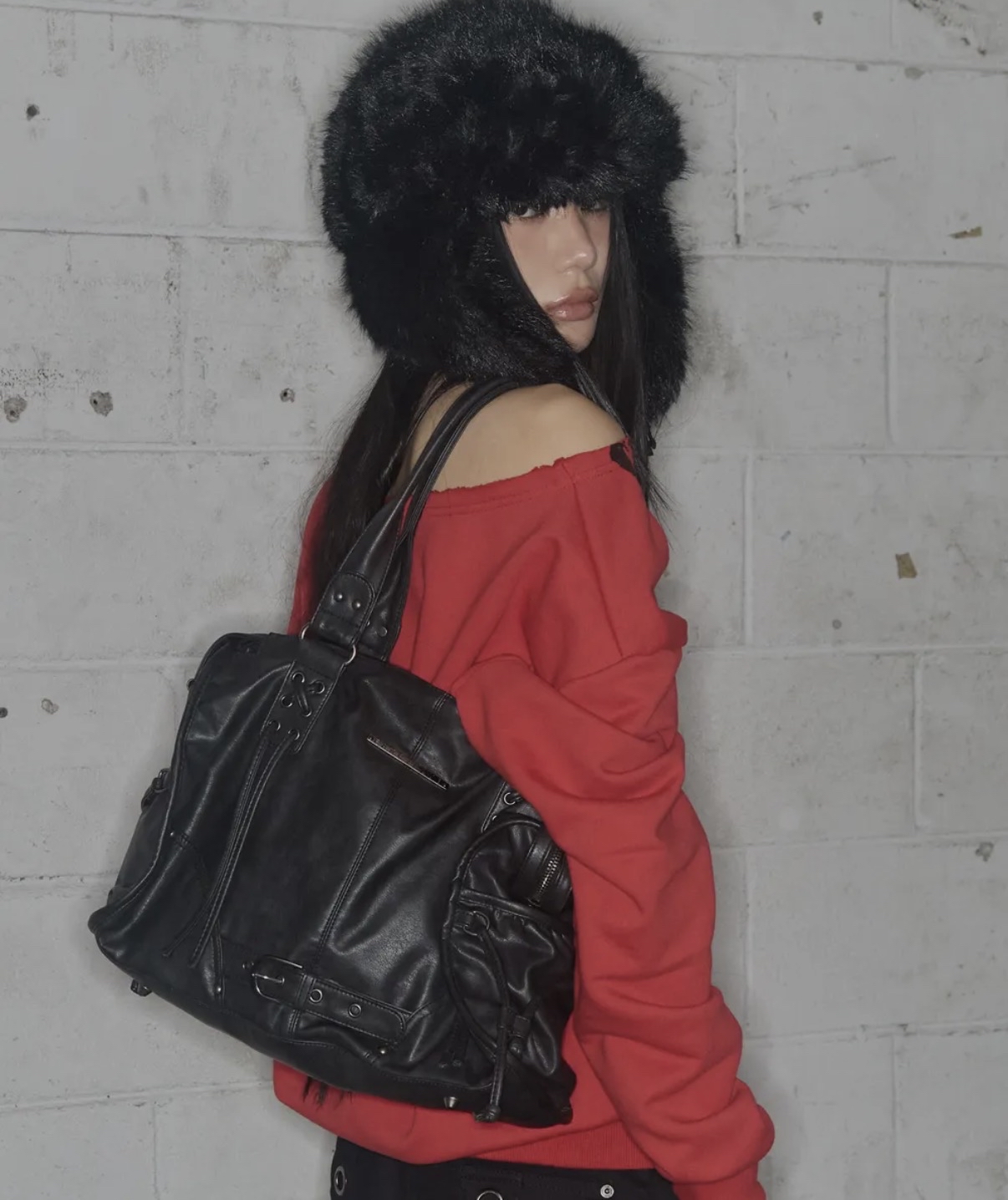 Fancyclub BELTED WASHING LEATHER BAG (BLACK) F25QE990