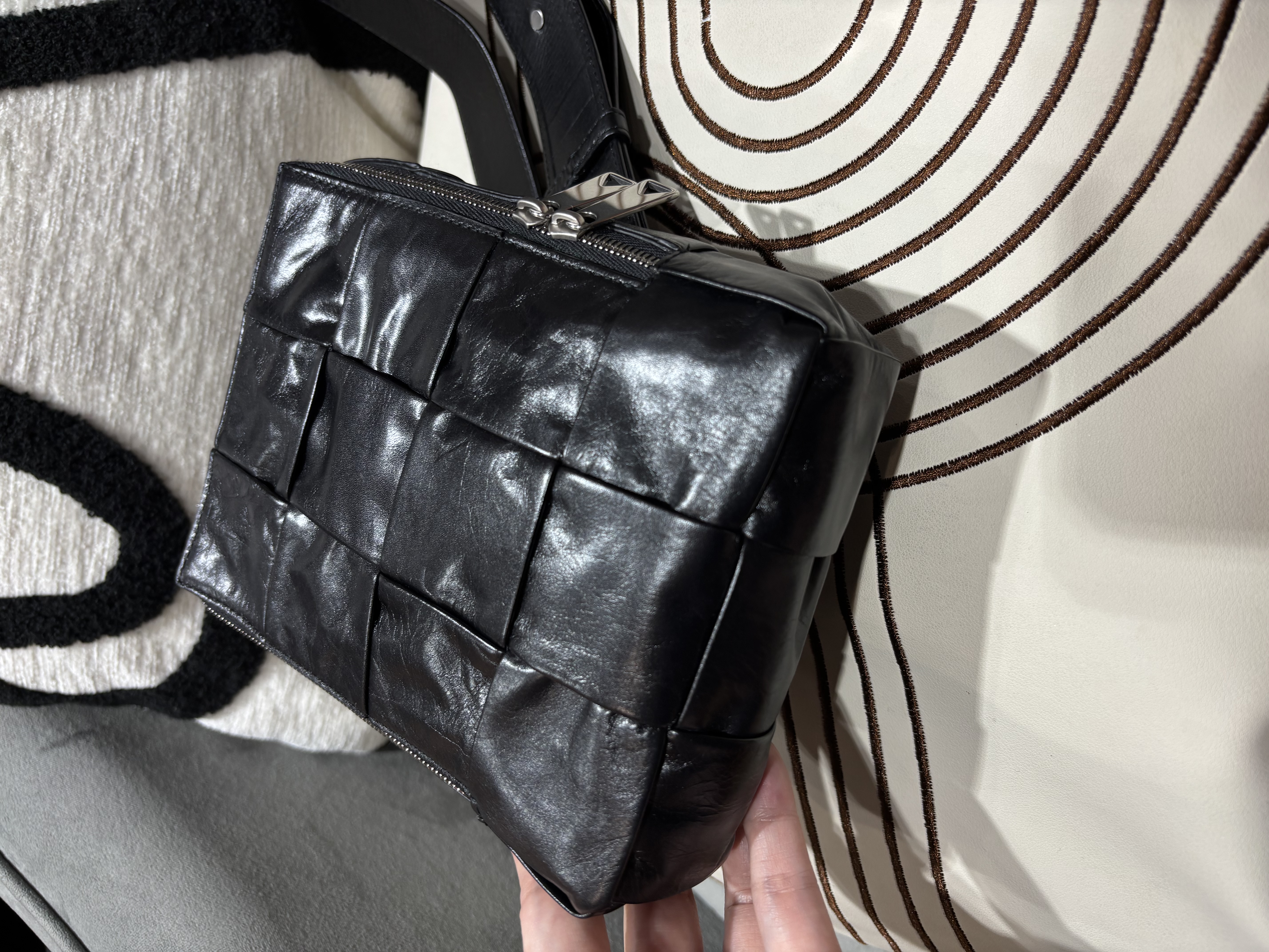 Bottega Veneta BV waist bag Cassette Sling Crossbody Bag Black ✨ 100%Authentic, 98%new ✅Booklet ✅Dust bag