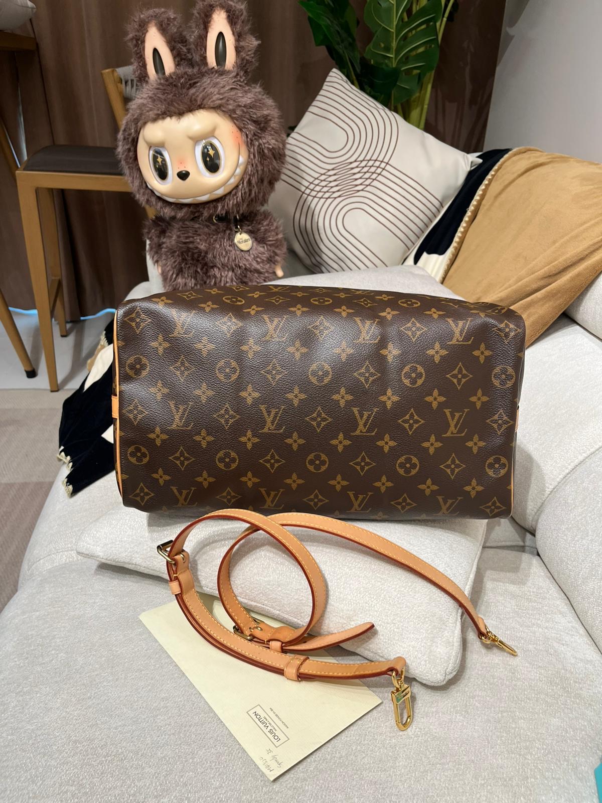 Lv Speedy Bandoulière 35 Monogram  100%Authentic, 98%New ✅收據✅Strap ✅Dust bag