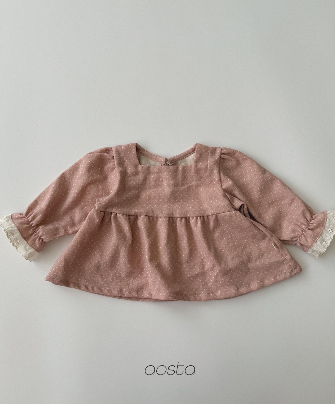 Aosta | [Milk Dot Blouse]