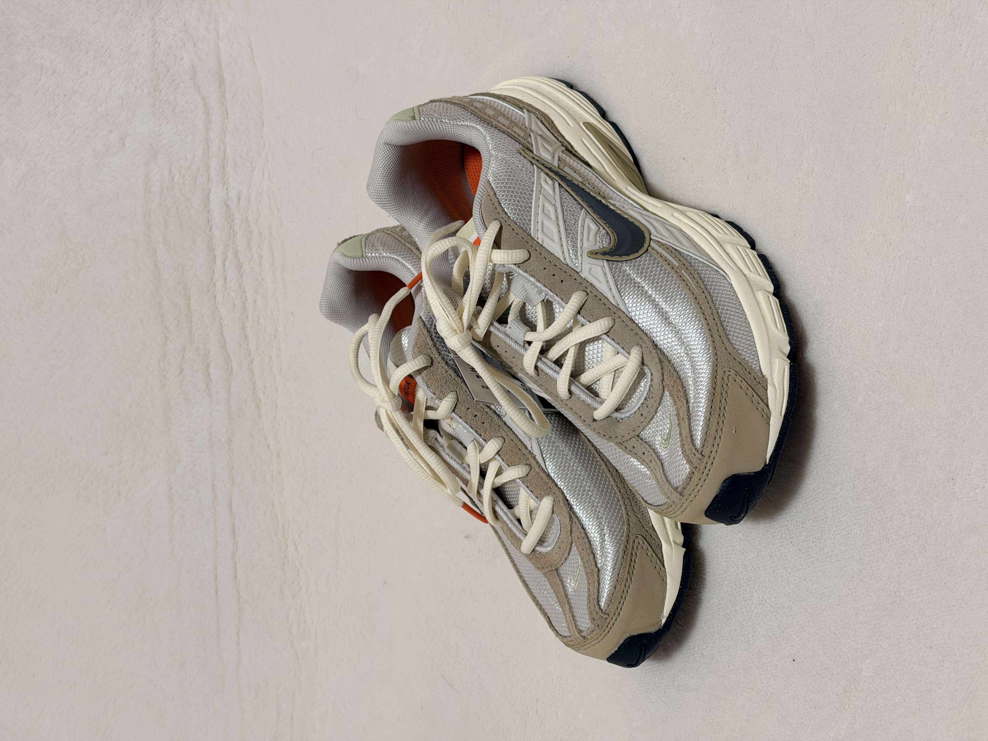 Nike 24.5cm 走盒