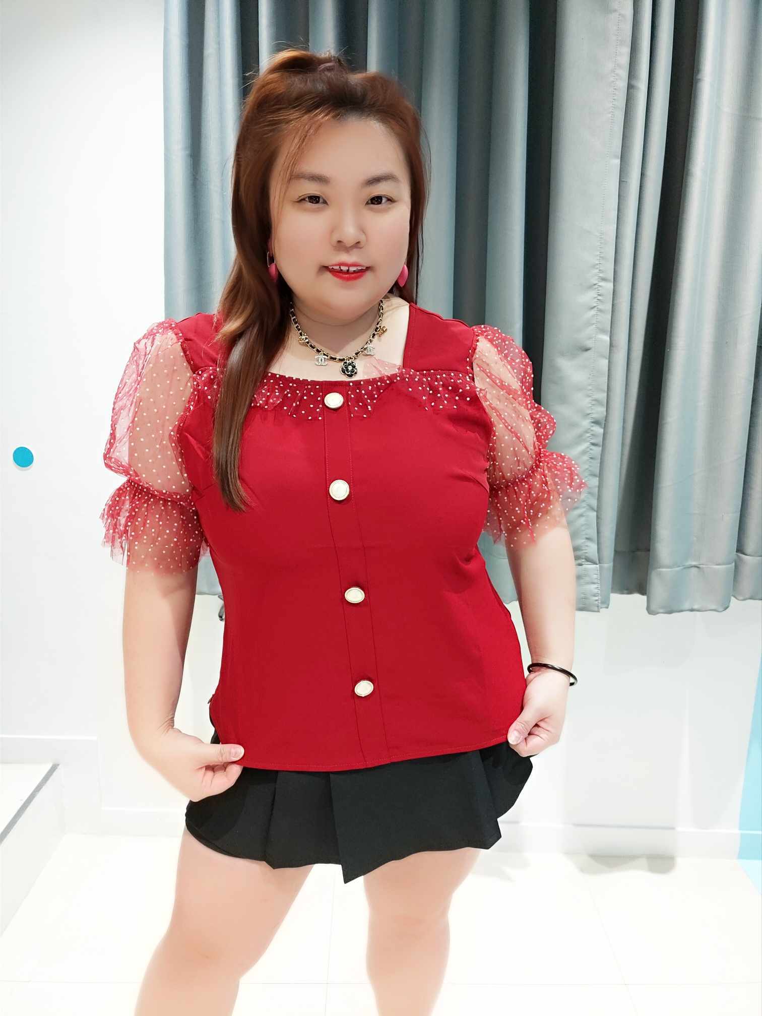 ENF10 281818 拼波点透纱袖上衣