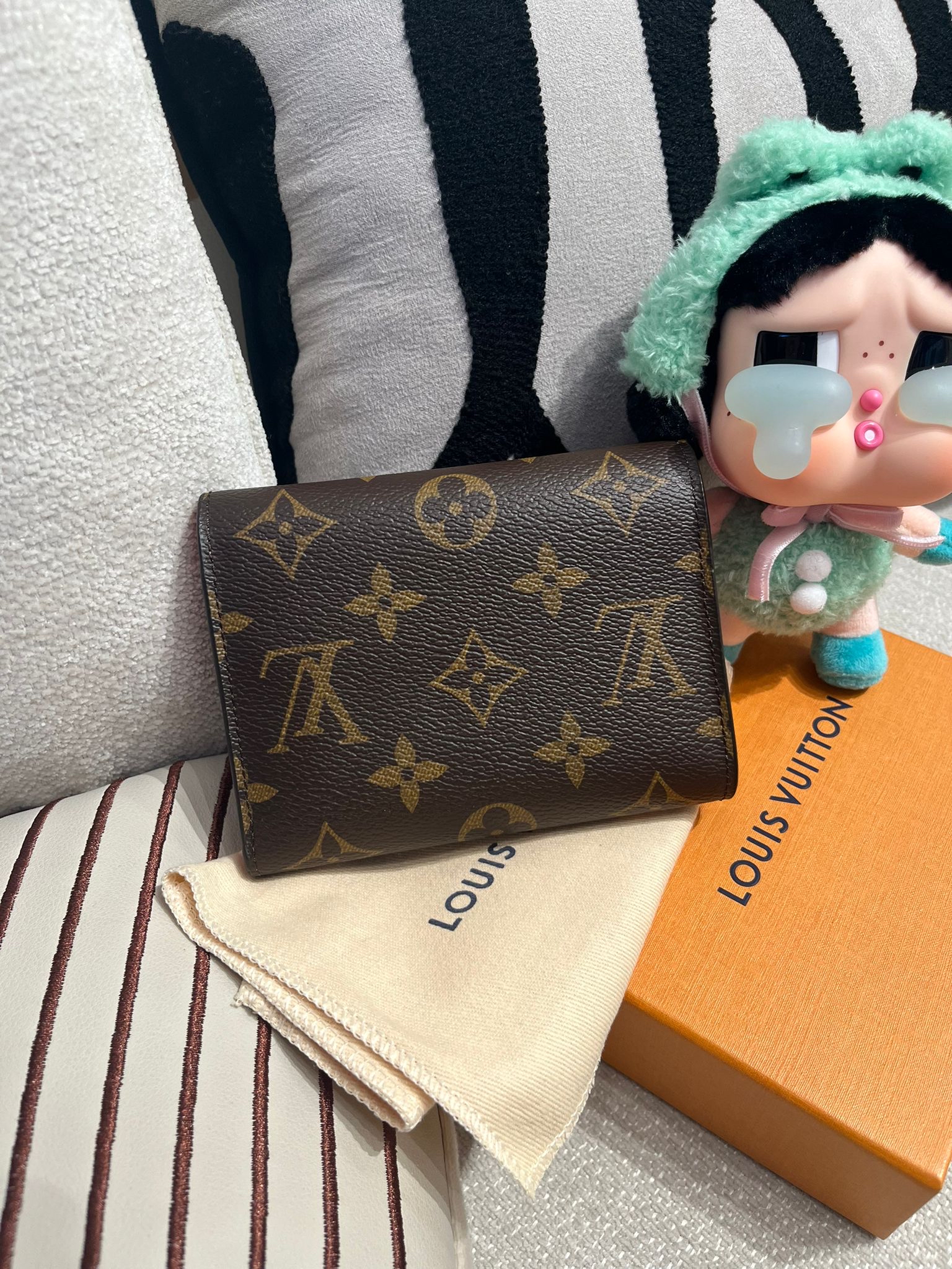 未使用品 Lv Vivienne Victorine WALLET M69754 Compact Tri-fold wallet, 100%Authentic,unused✅dust bag✅box