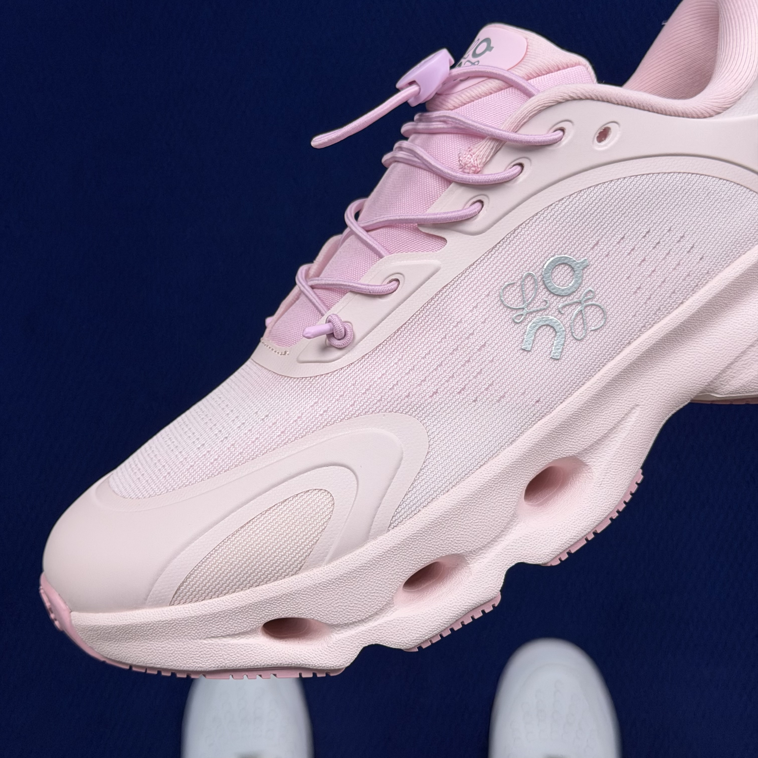 Loewe x On Cloudsolo