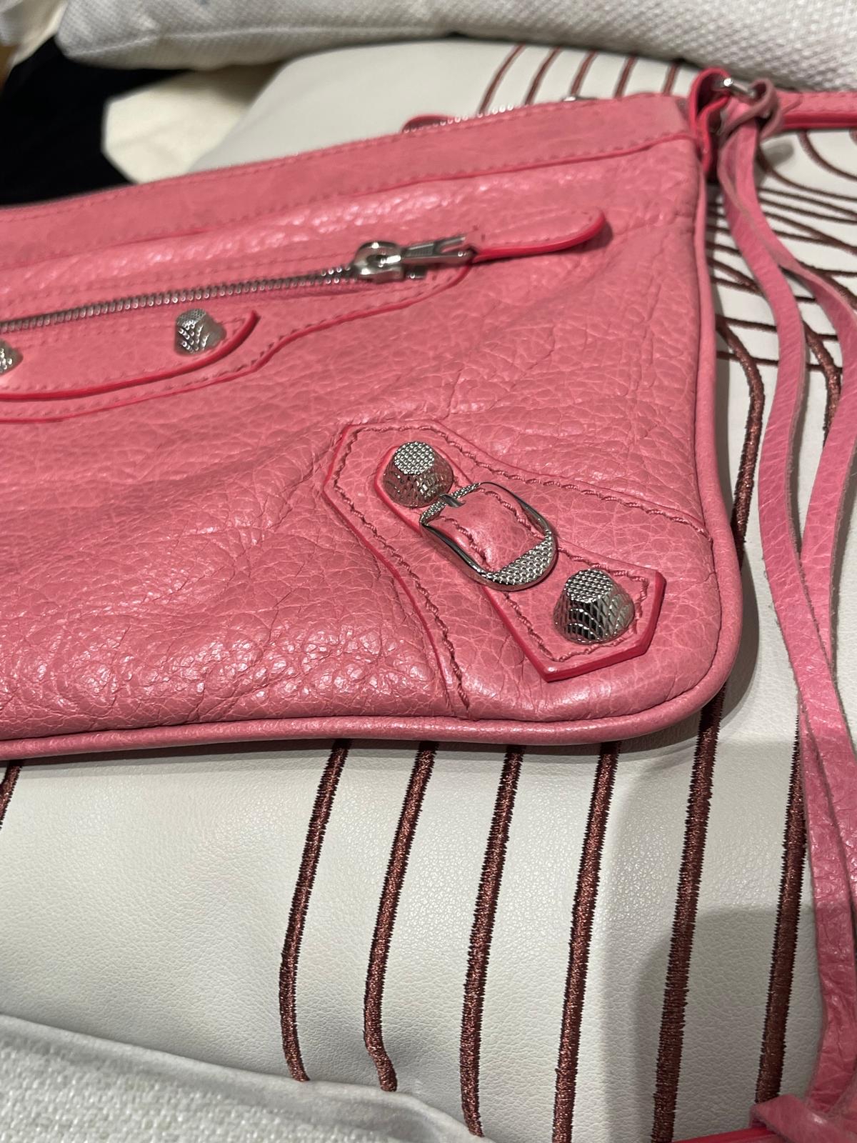 Balenciaga Clutch Bag 100%Authentic,95%new✅booklet