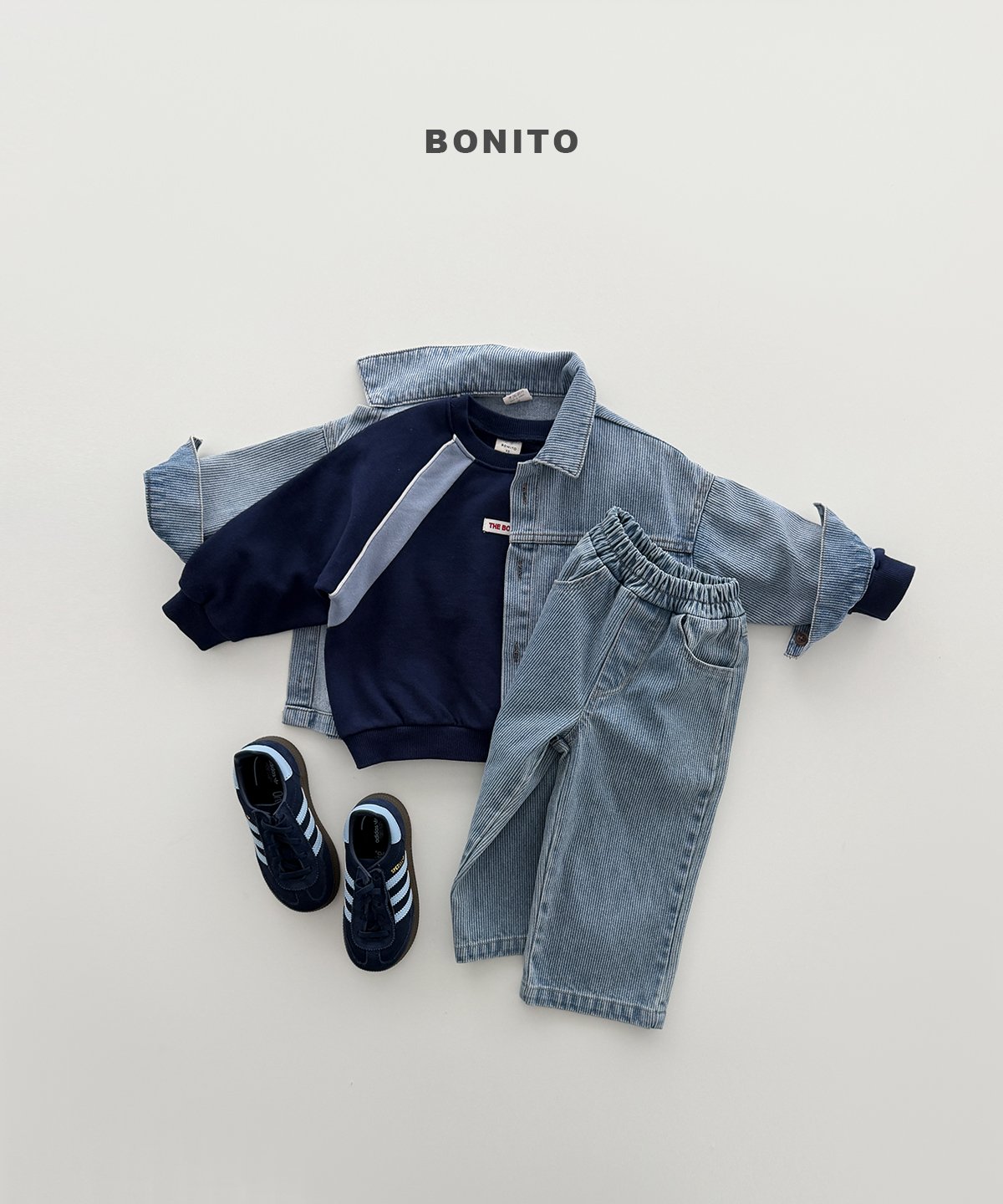BONITO Raglan Piping Sweatshirt