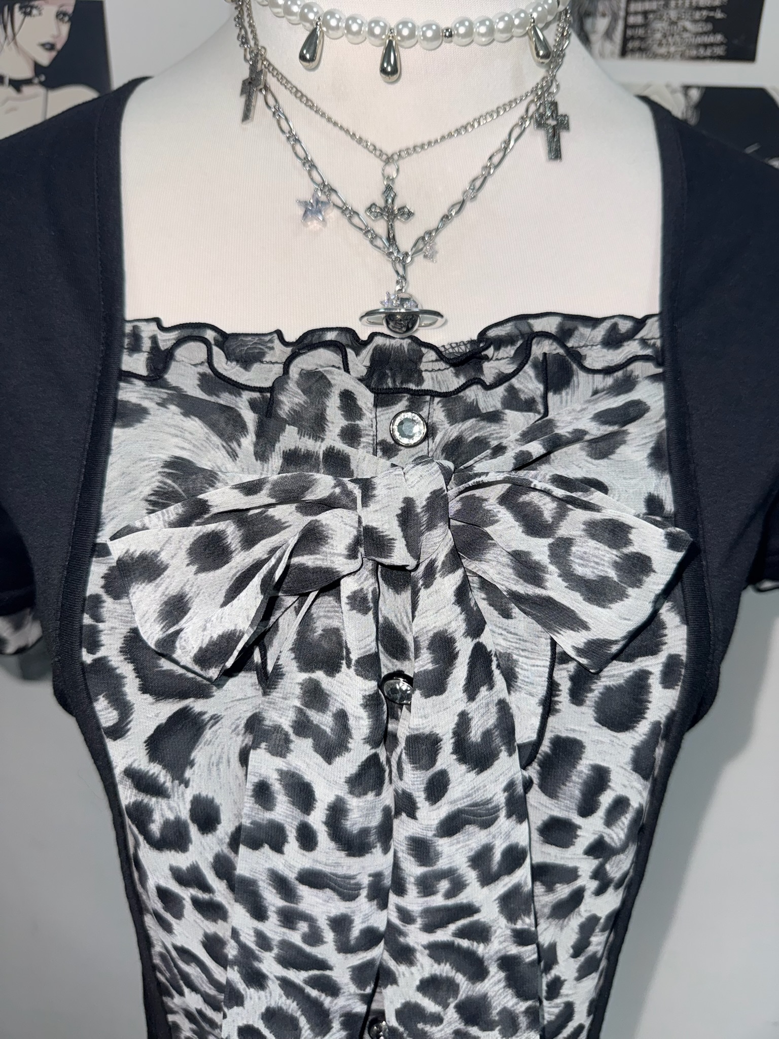 Grey Leopard Mesh Patchwork Short Sleeve Top