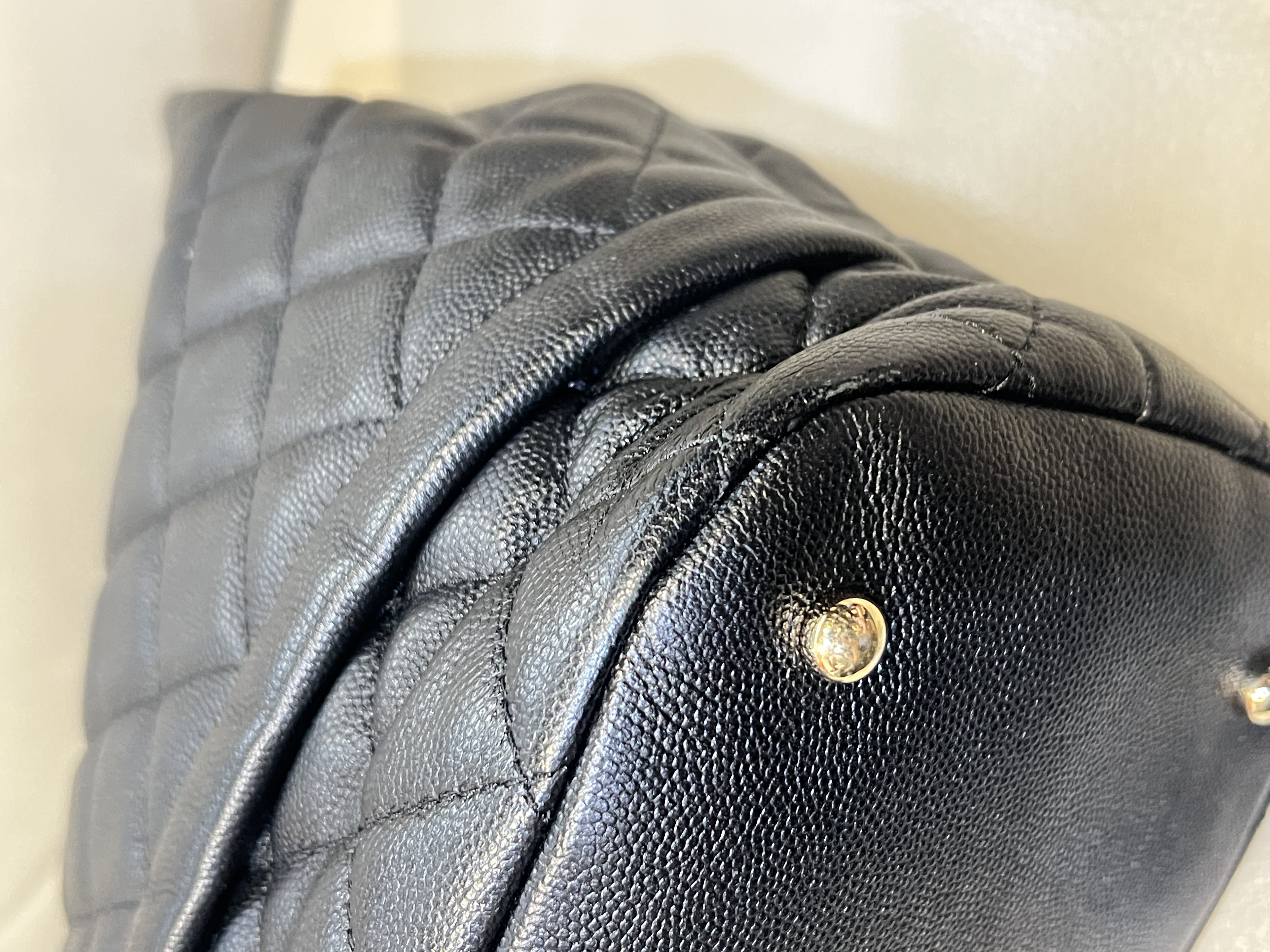 Pre-Owned Chanel Drawstring bag / Product Code: 26040522