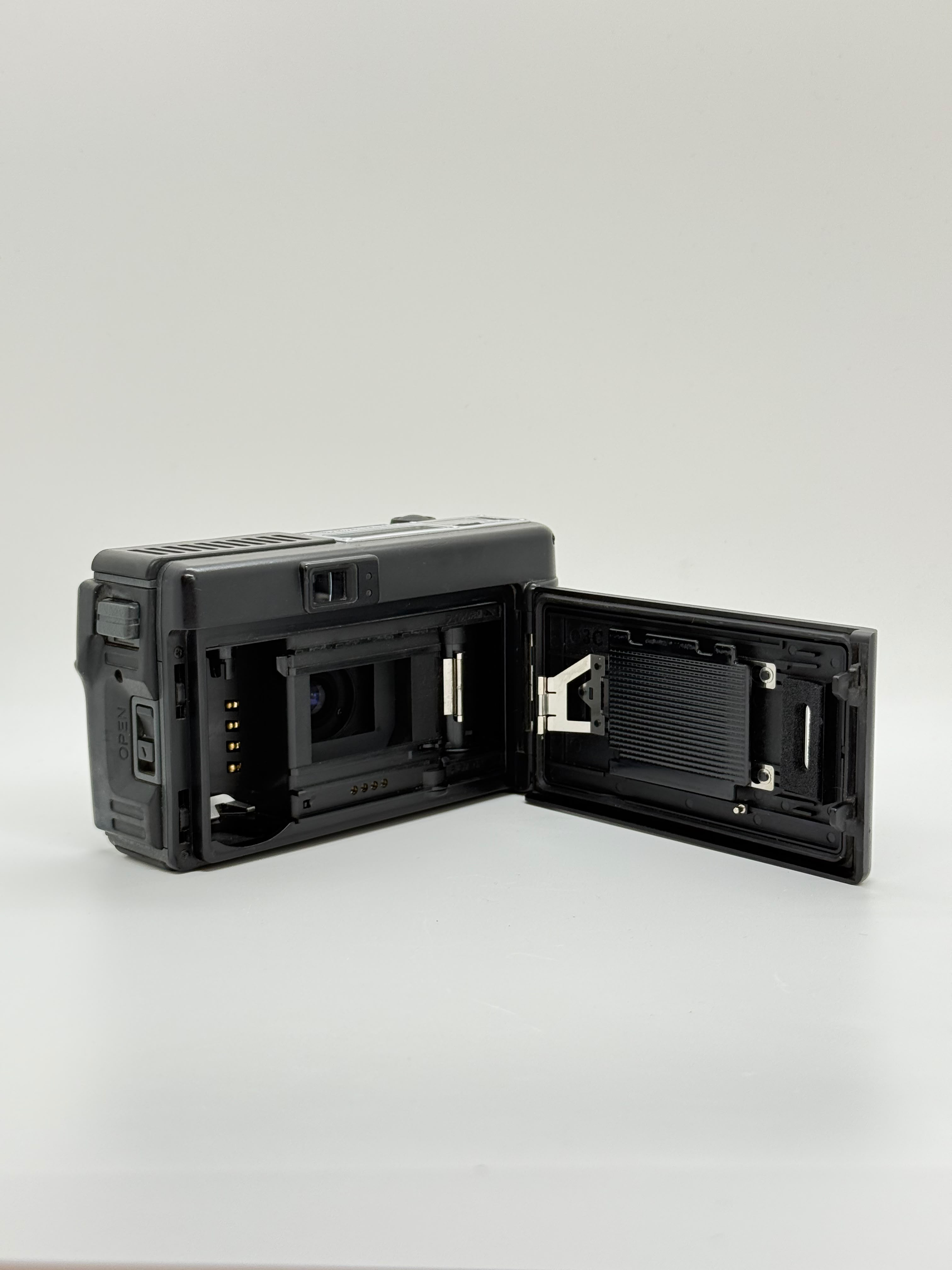 Konica Wide 28 現場監督 Point and Shoot (傻瓜機) 菲林相機 