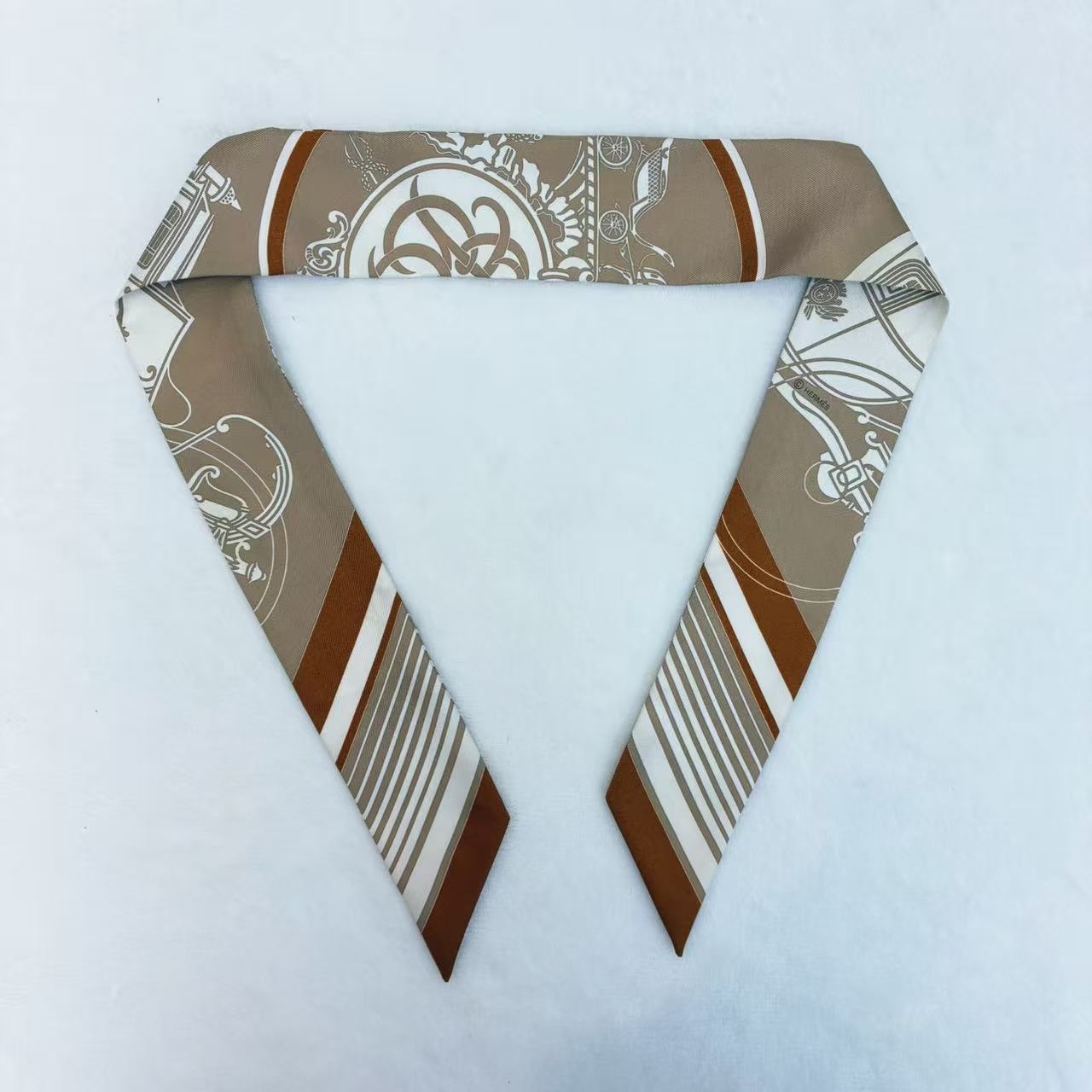 Hermes Twilly 焦糖色拼馬車圖騰