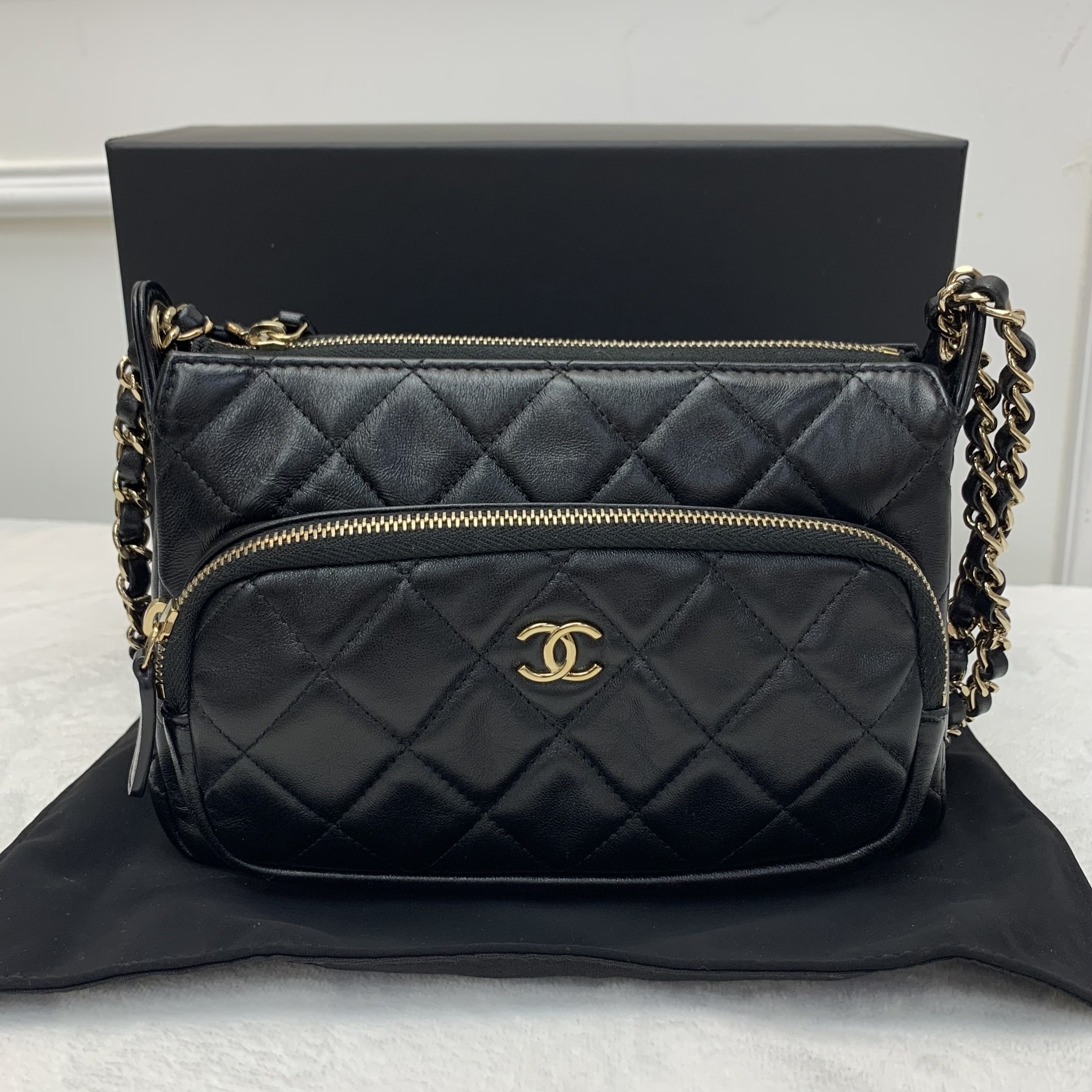 黑金經典大容量 25C Chanel相機包🖤