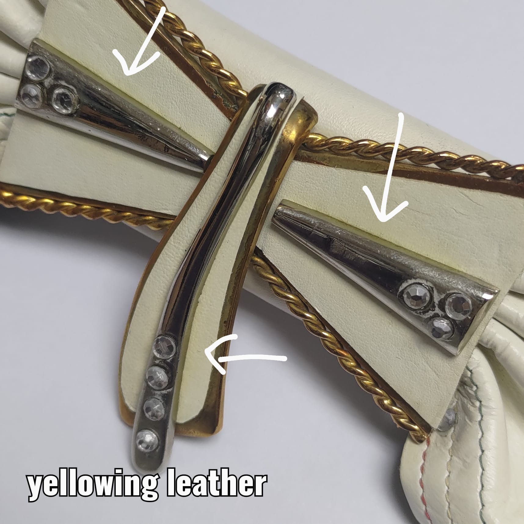 Vintage 1980s Dramatic Leather and Metal Double Layer Bow White Leather Belt from Canada(MT1583)
