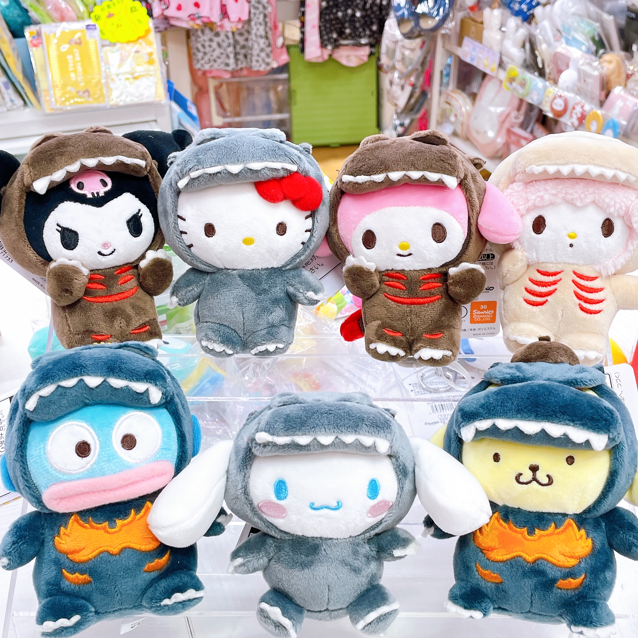 日本直送超人氣哥斯拉 Sanrio 合作系列公仔掛飾