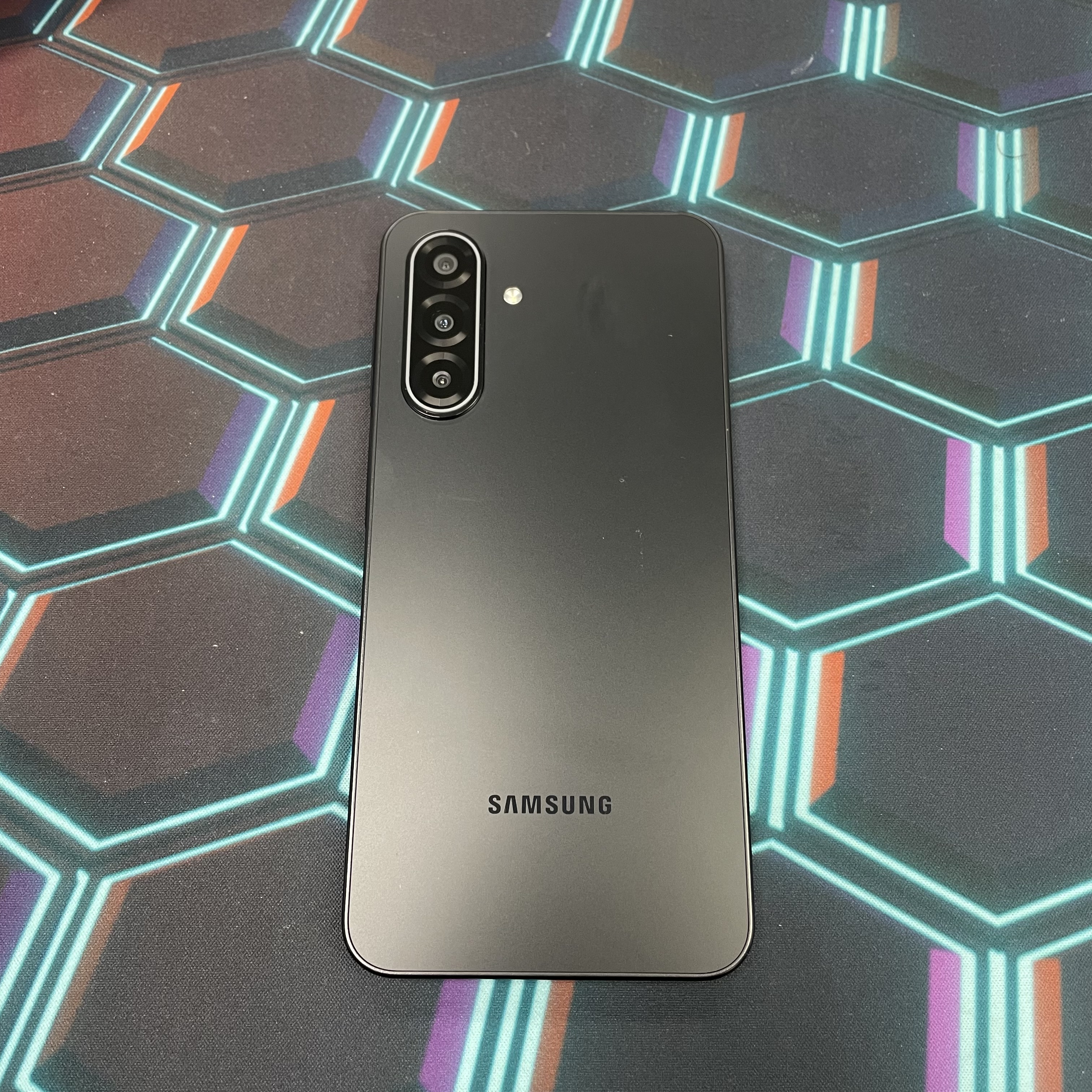 *6881 Galaxy A17 5G 勁靚機 6+128GB 黑色 black
