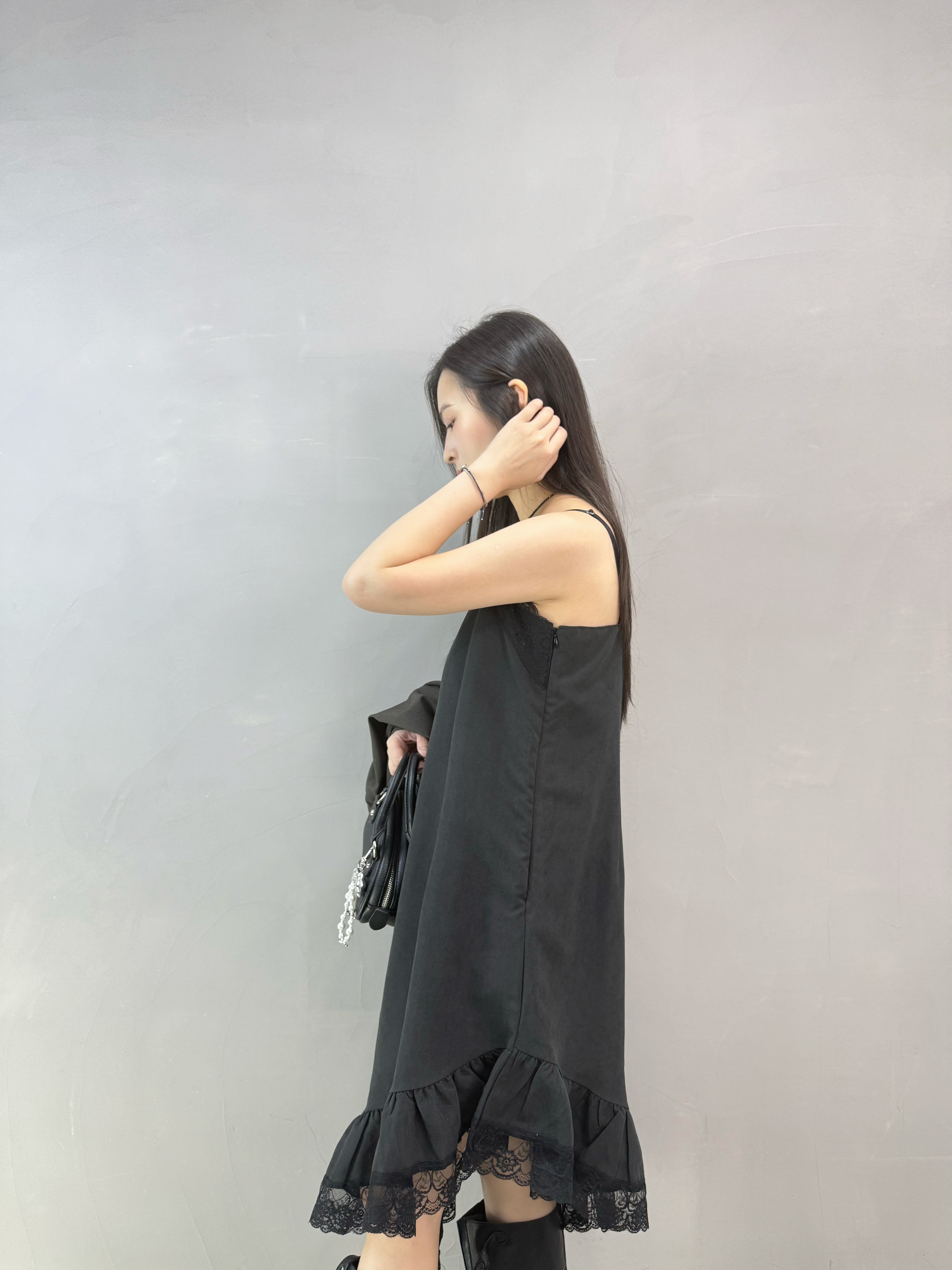 I20 吊帶斜cut lace Ops