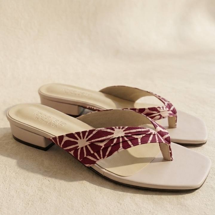1122 - Batik Sandals (Maroon) 
