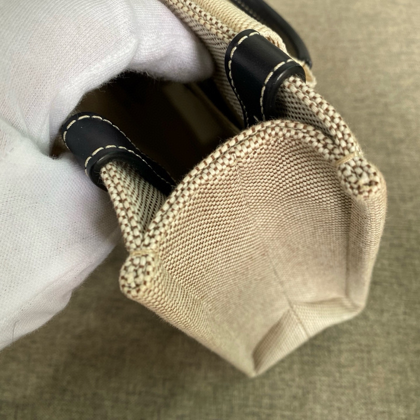 【預訂貨品】 Chloe米白色帆布tote bag