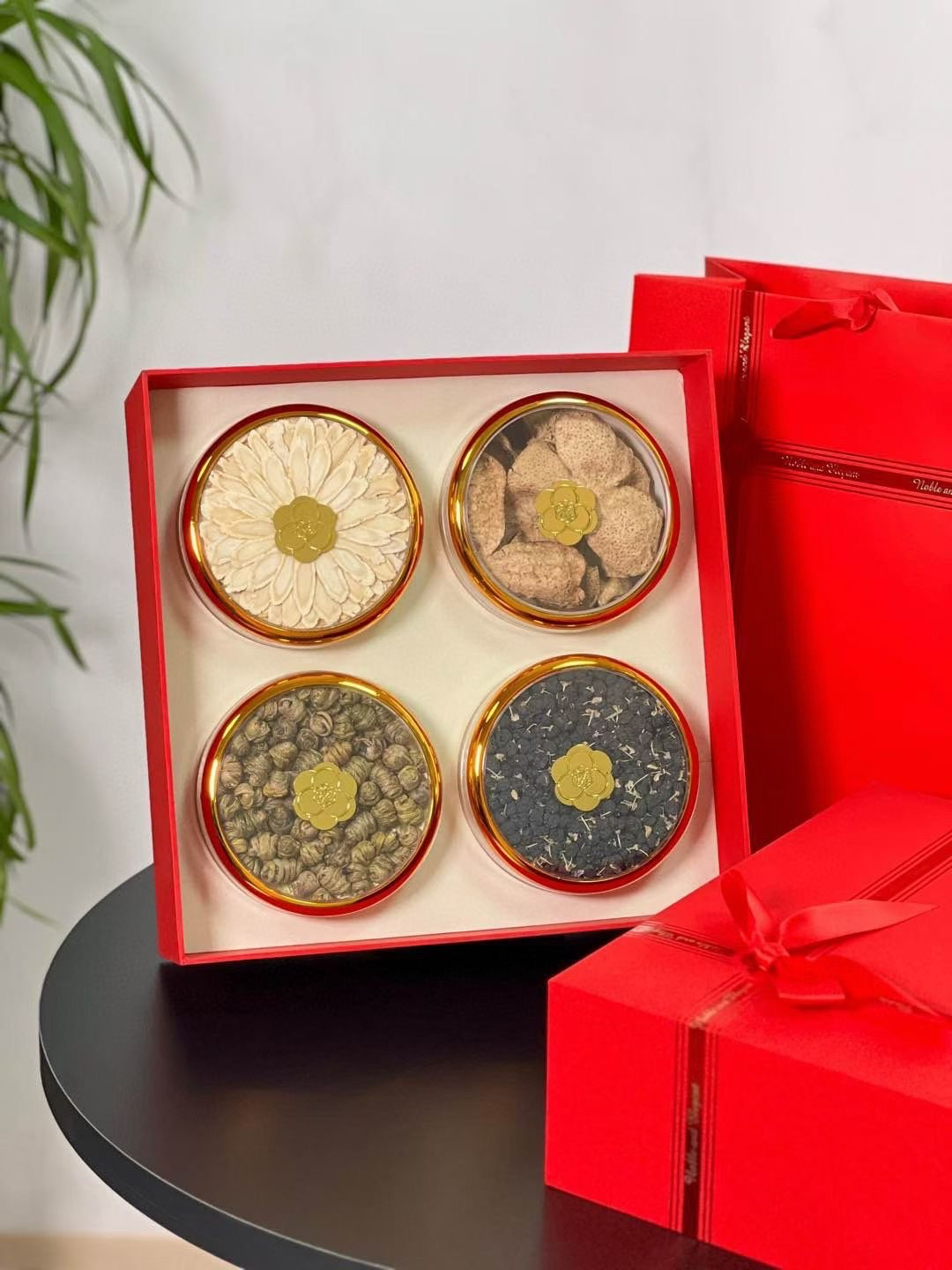  中秋節送禮首選 🎁『禮遇』四拼滋補禮盒，一份禮藏四重心意～​ ✨西洋參+陳皮+石斛+黑枸杞 