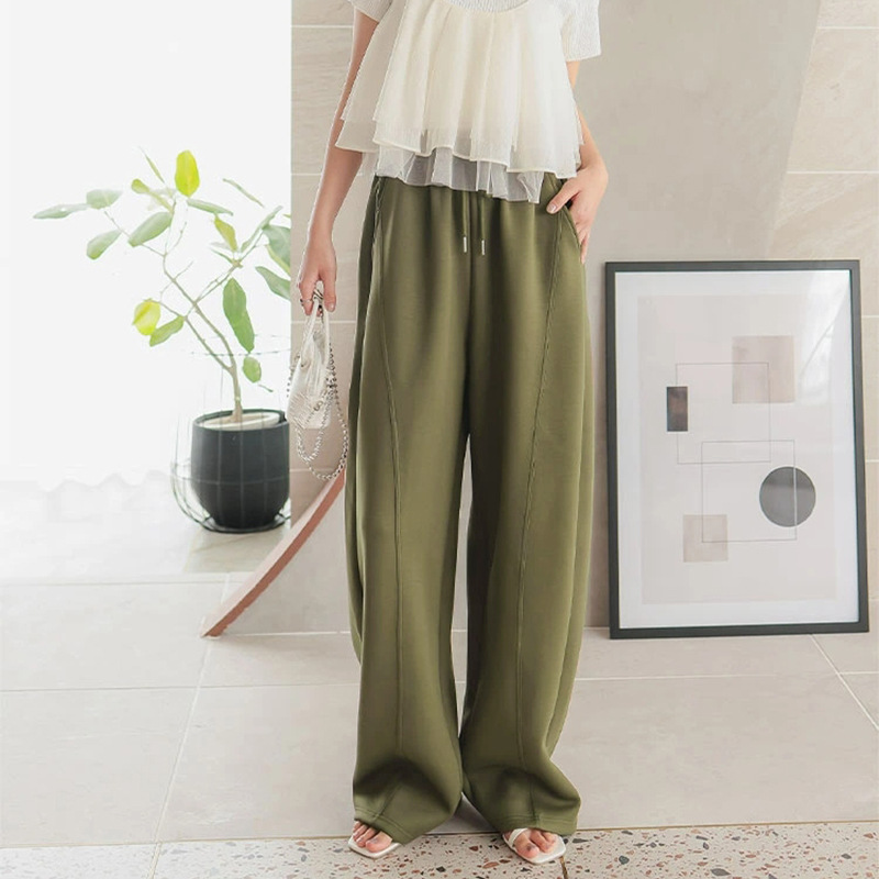 $88條。日系彎刀褲或廓形褲