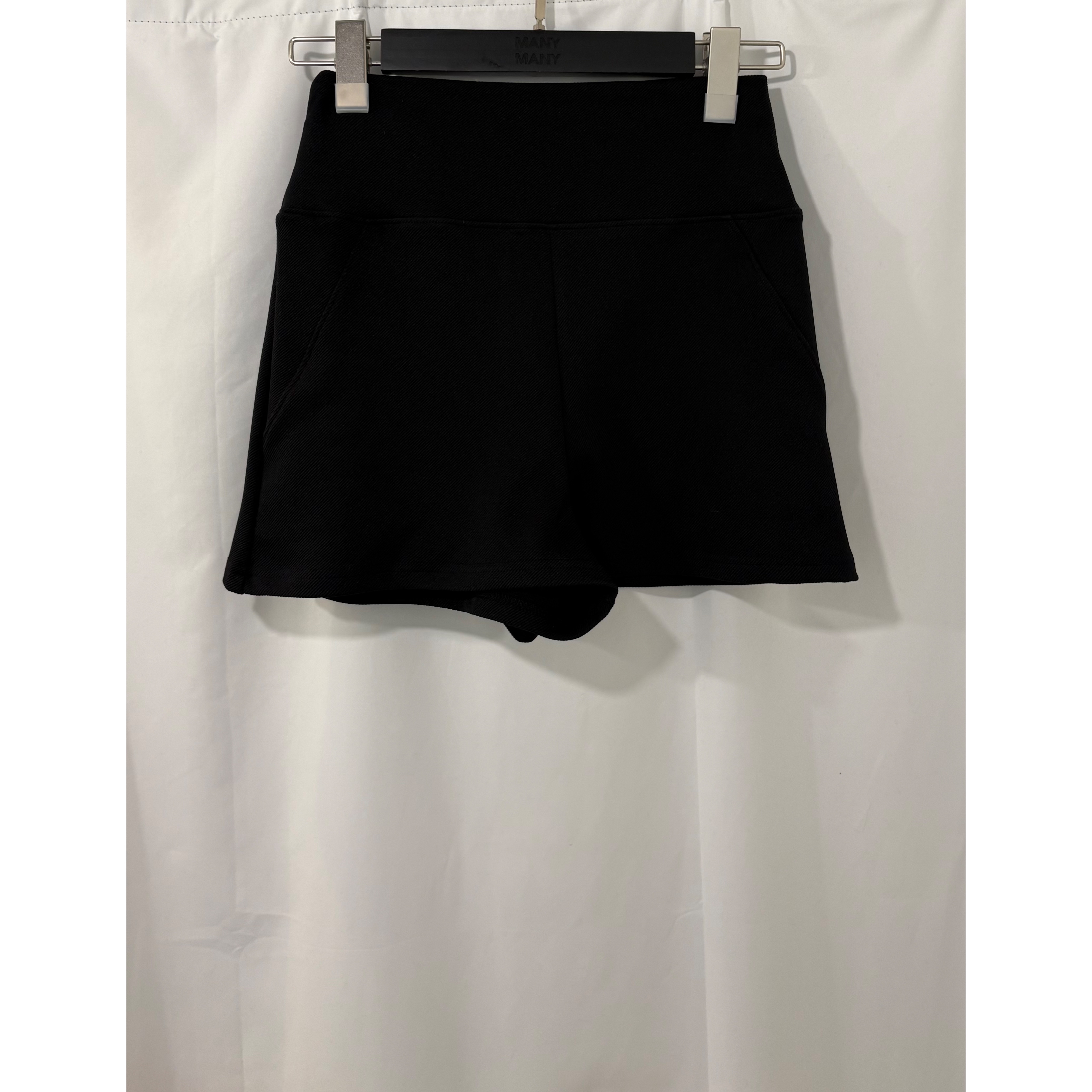 優惠價10月16截單🧸2610D《2WAYS BK SHORTS》
